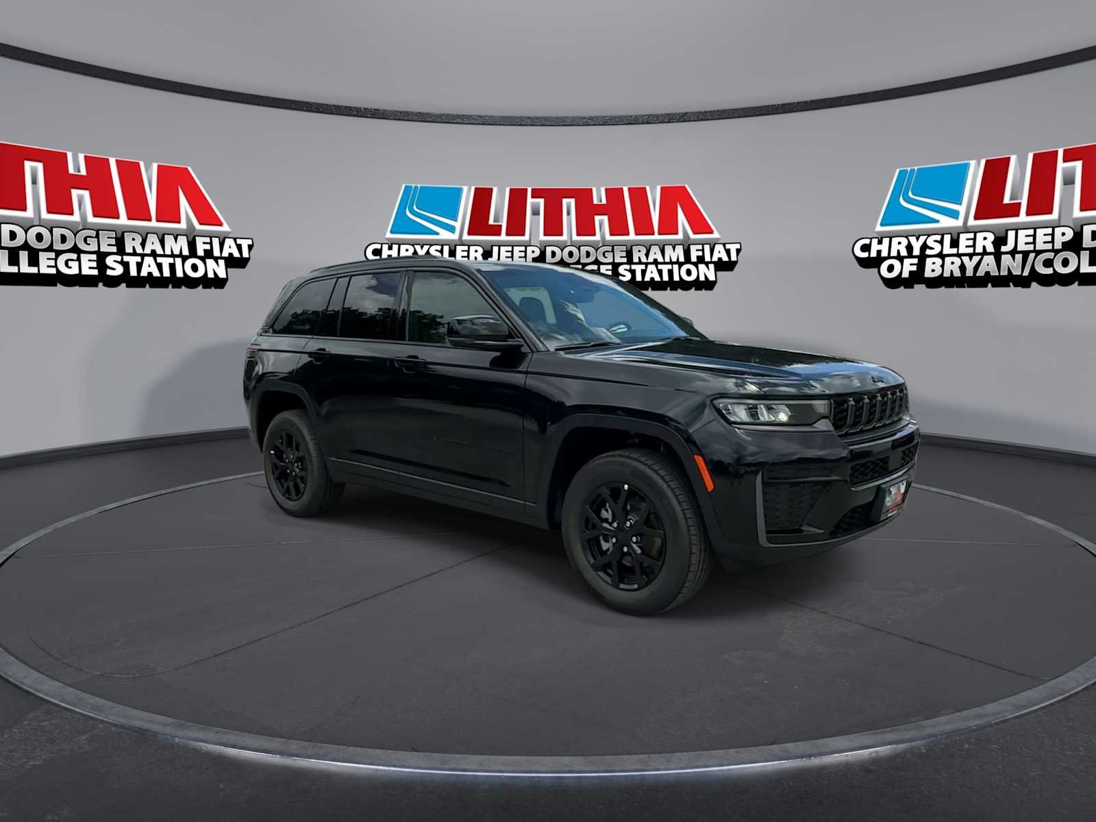 Thumbnail: 2026 Jeep Grand Cherokee - 2