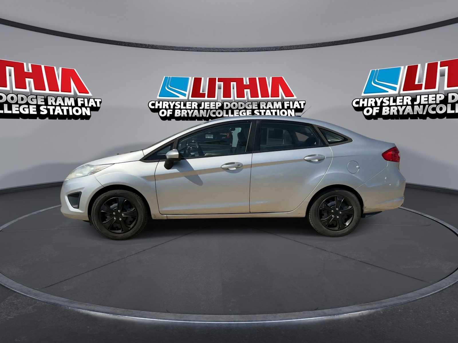 2012 Ford Fiesta S 5