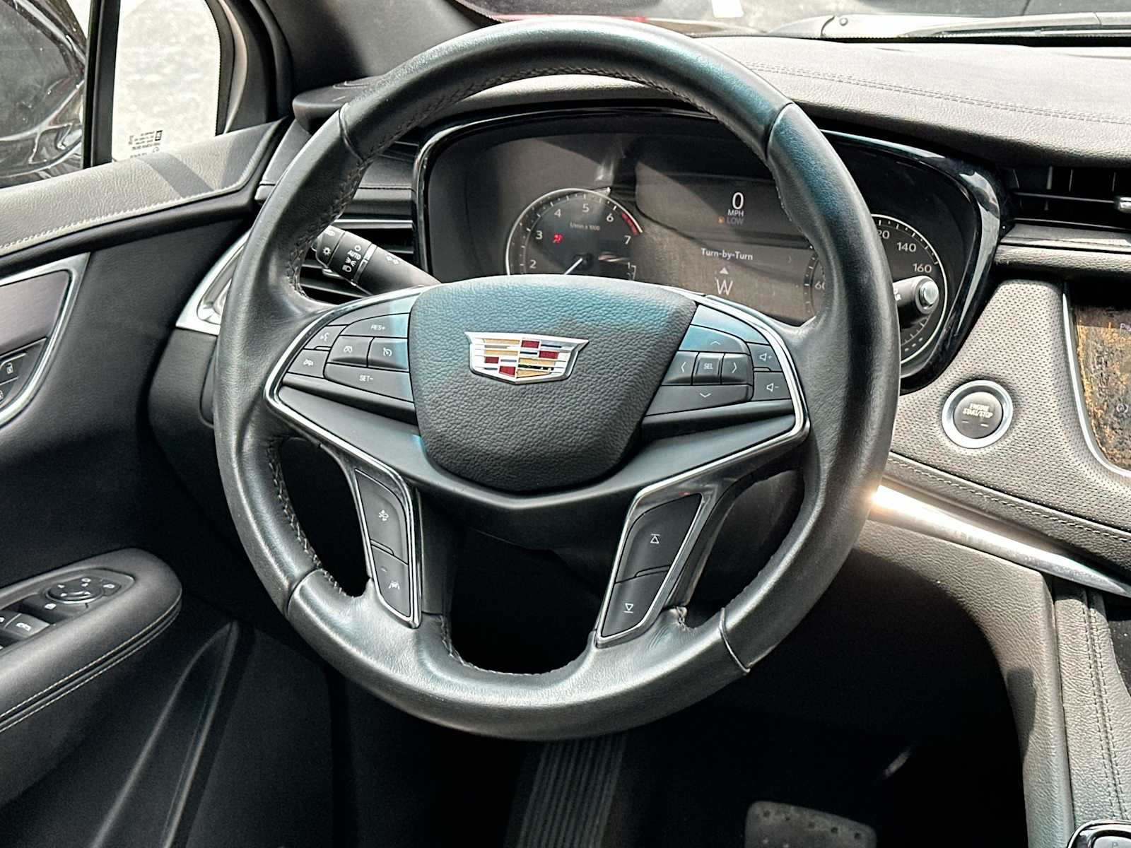 Thumbnail: 2021 Cadillac XT5 - 27