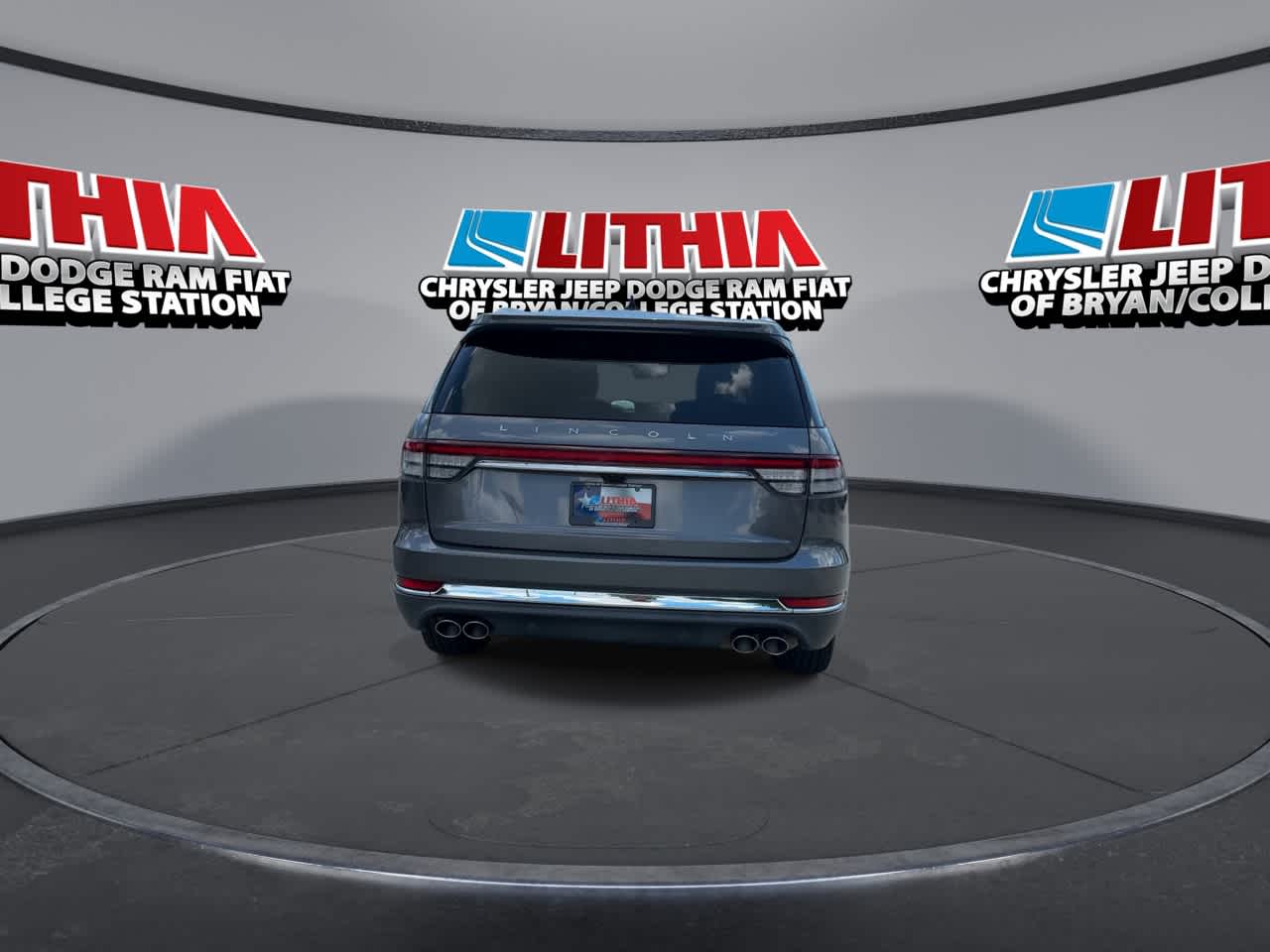Thumbnail: 2021 Lincoln Aviator - 7