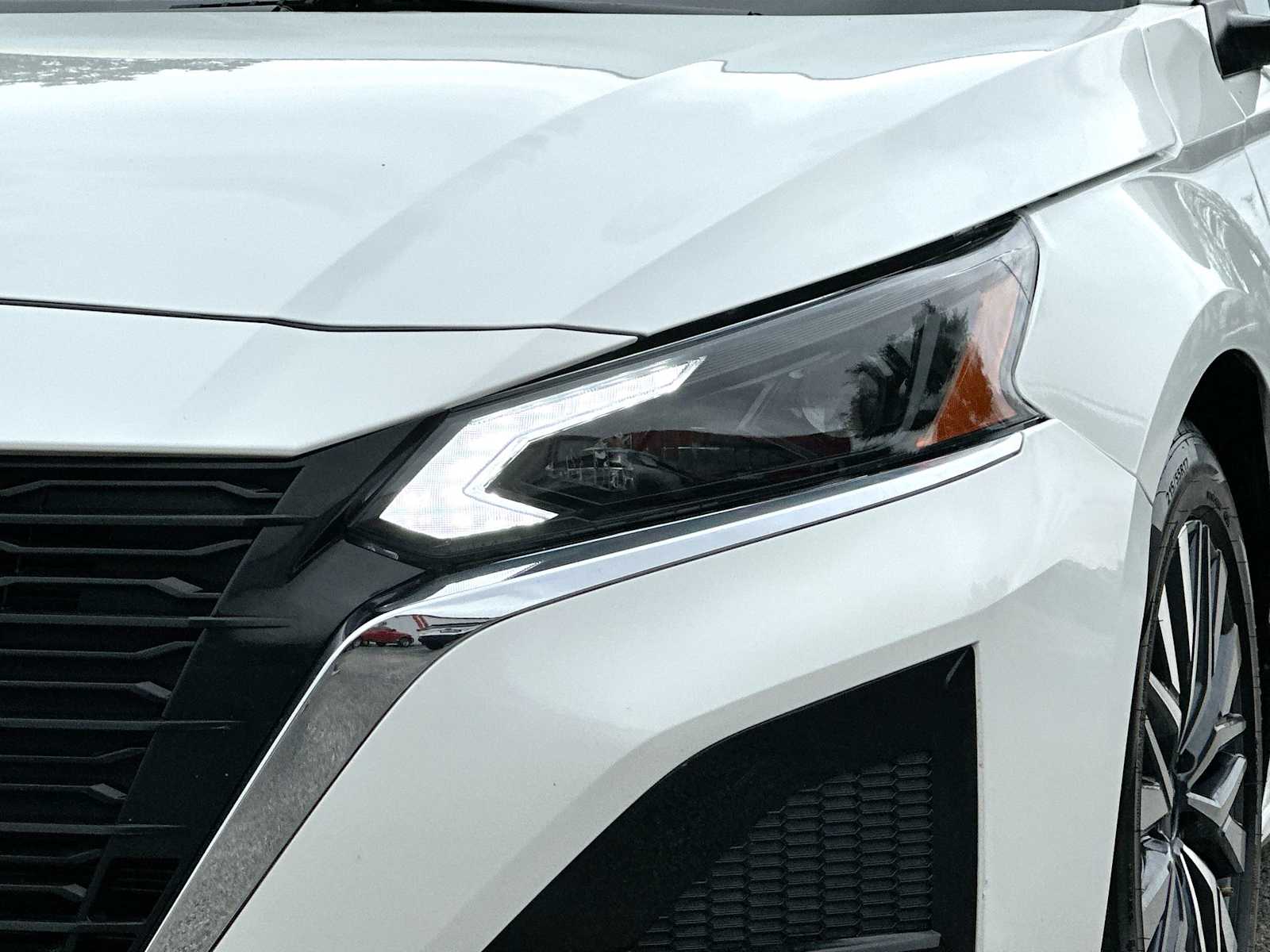 Thumbnail: 2023 Nissan Altima - 16