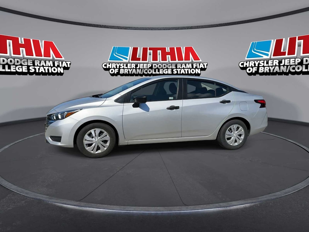 Used 2024 Nissan Versa 1.6 S Sedan