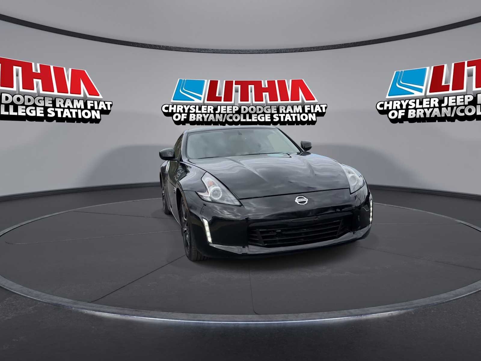 Thumbnail: 2019 Nissan Z - 2