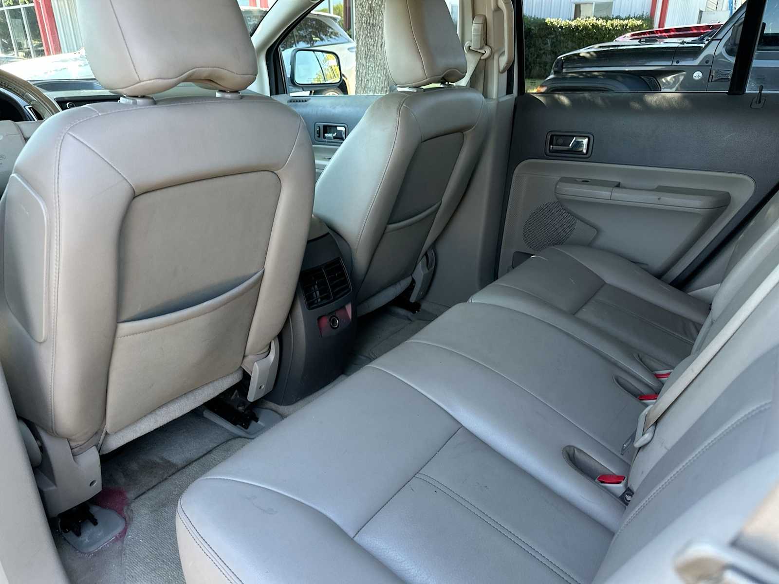 Thumbnail: 2009 Ford Edge - 24