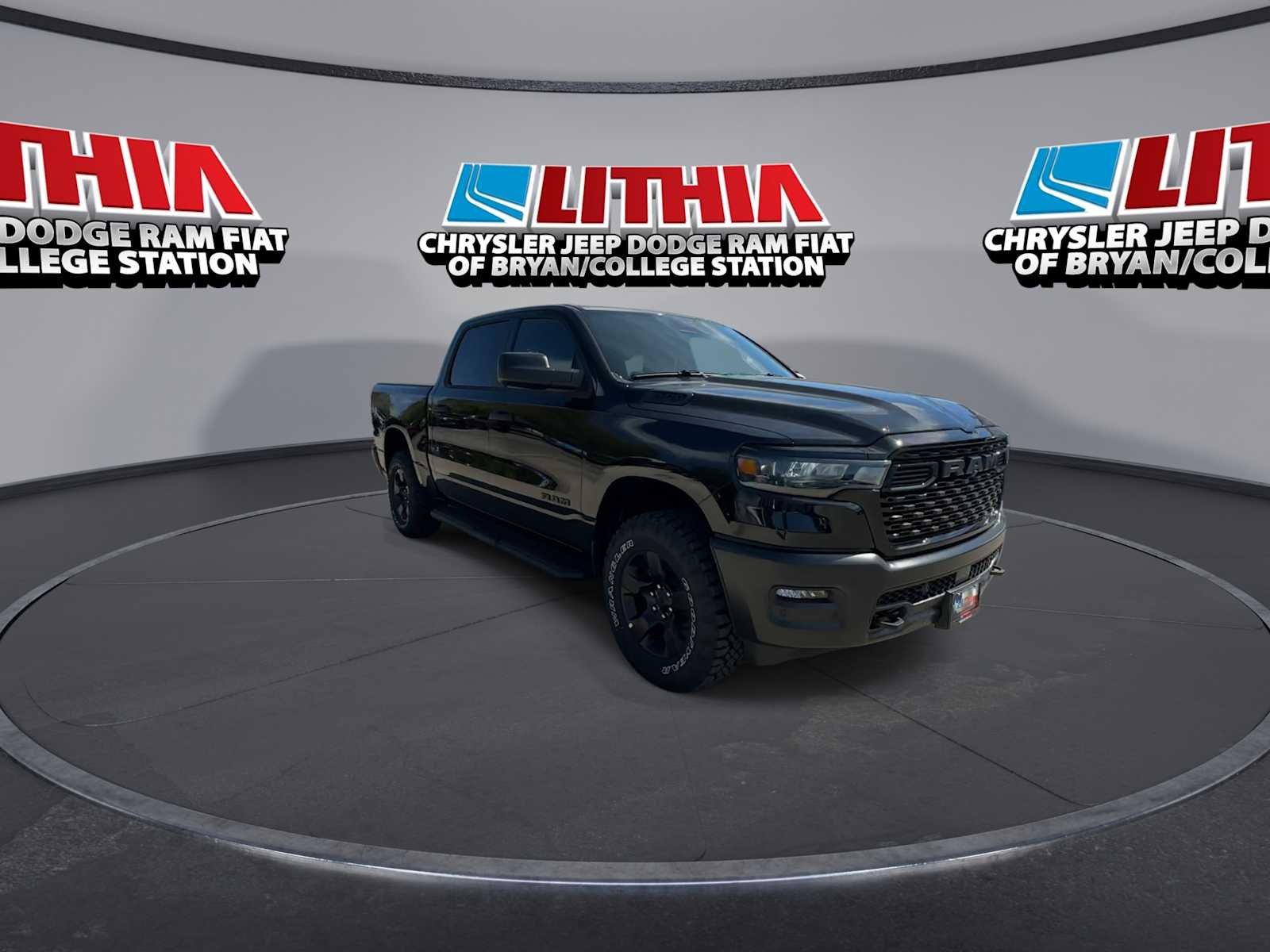 New 2027 Ram 1500 TRADESMAN CREW CAB 4X4 Pickup