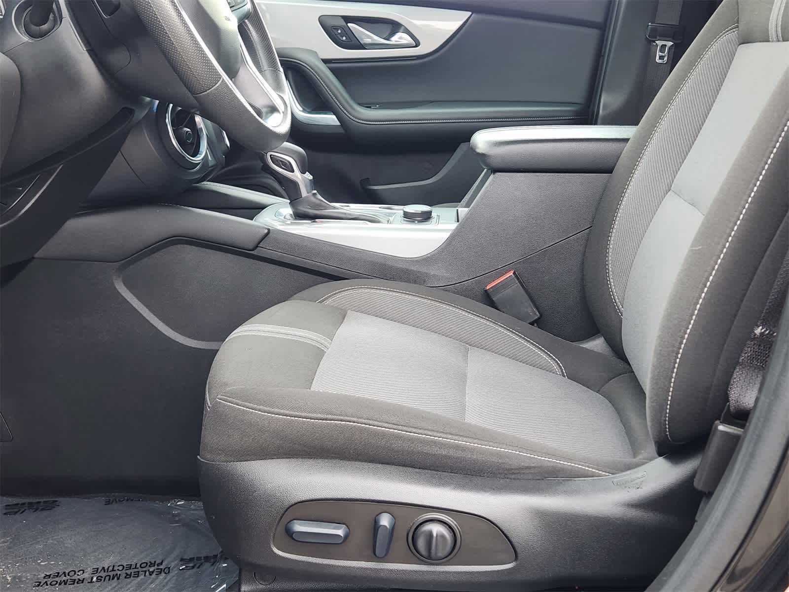 Thumbnail: 2023 Chevrolet Blazer - 21