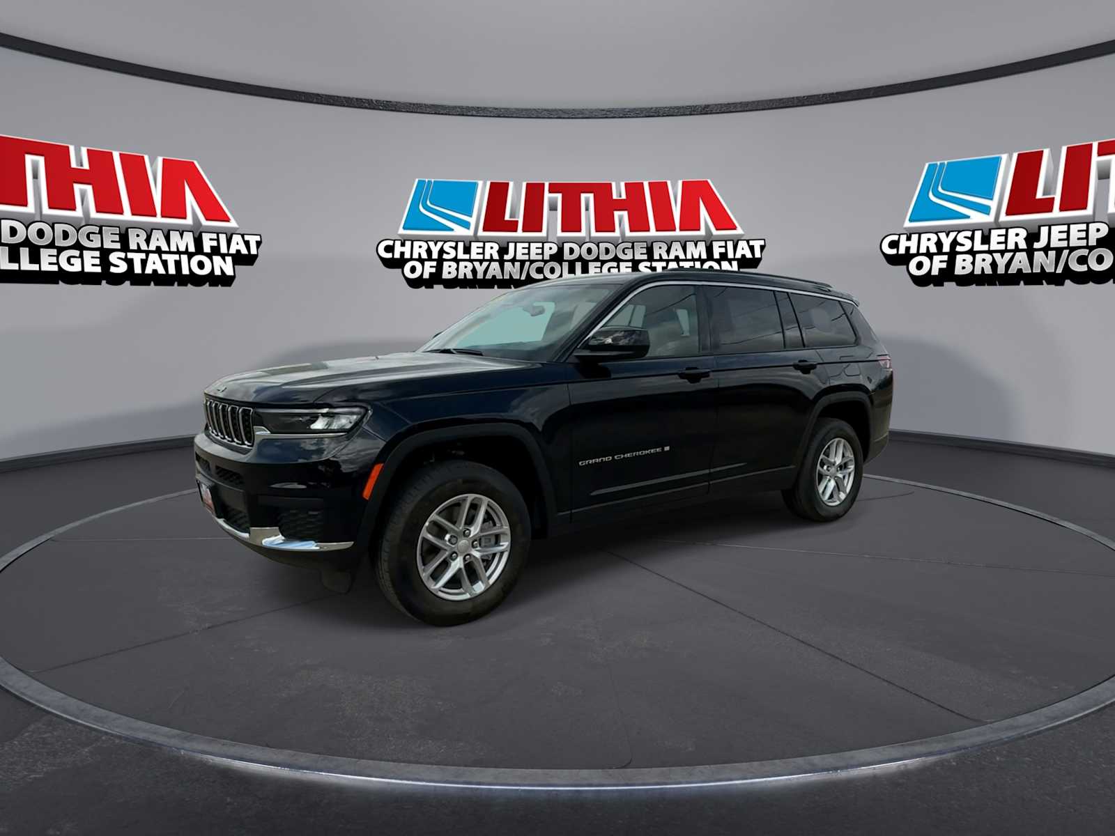 Thumbnail: 2025 Jeep Grand Cherokee - 4