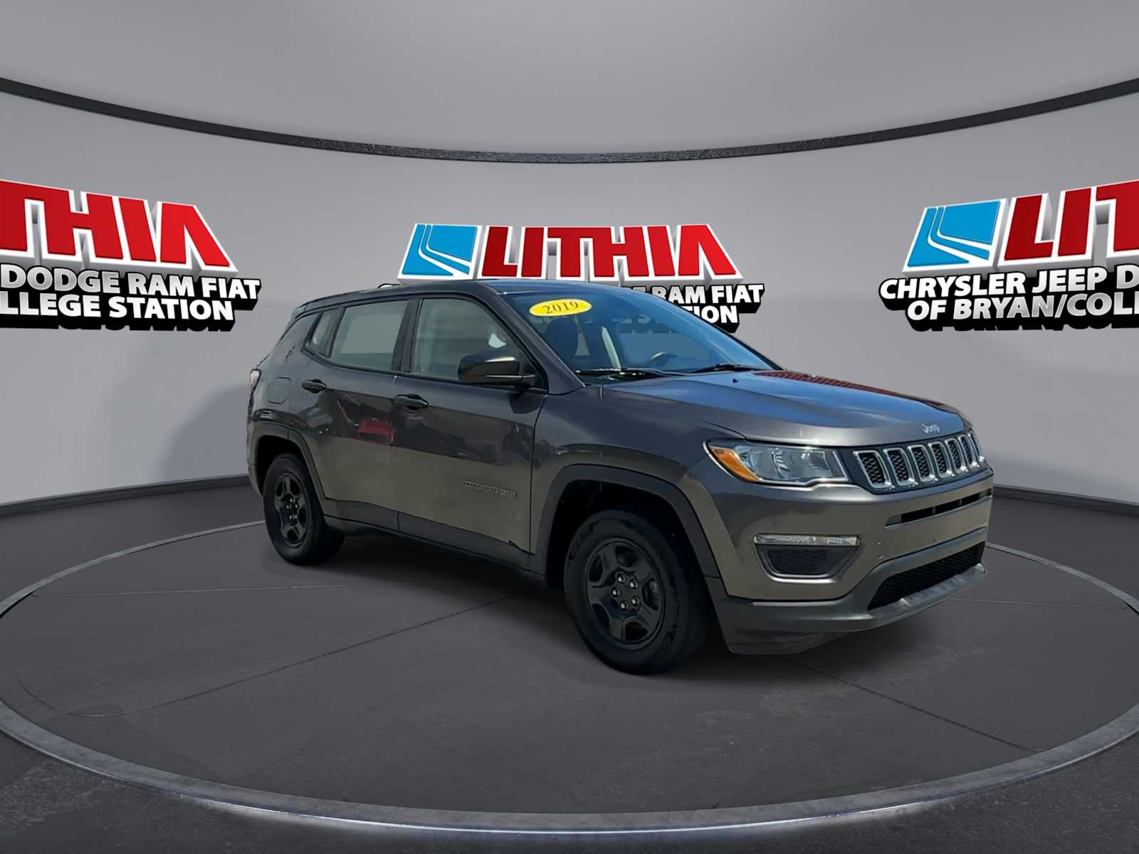 Used 2019 Jeep Compass Sport with VIN 3C4NJCAB6KT615047 for sale in Bryan, TX