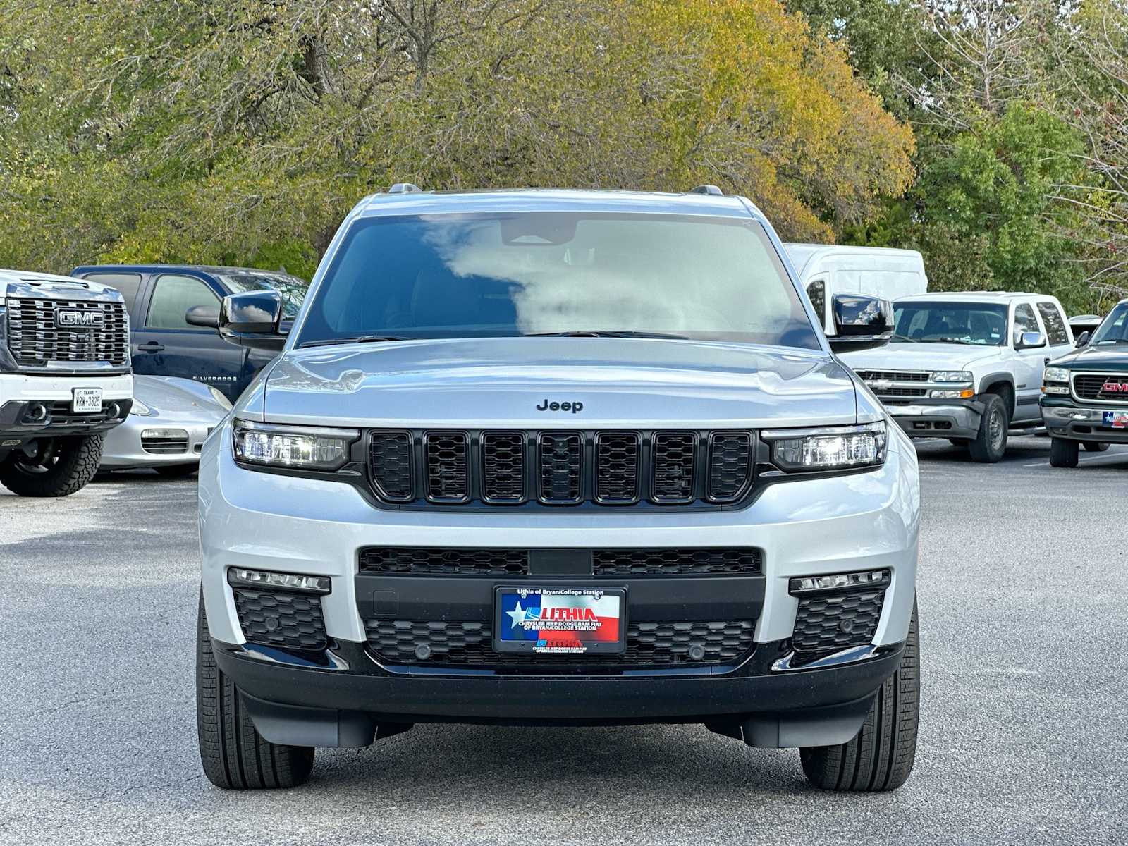 Thumbnail: 2025 Jeep Grand Cherokee - 10