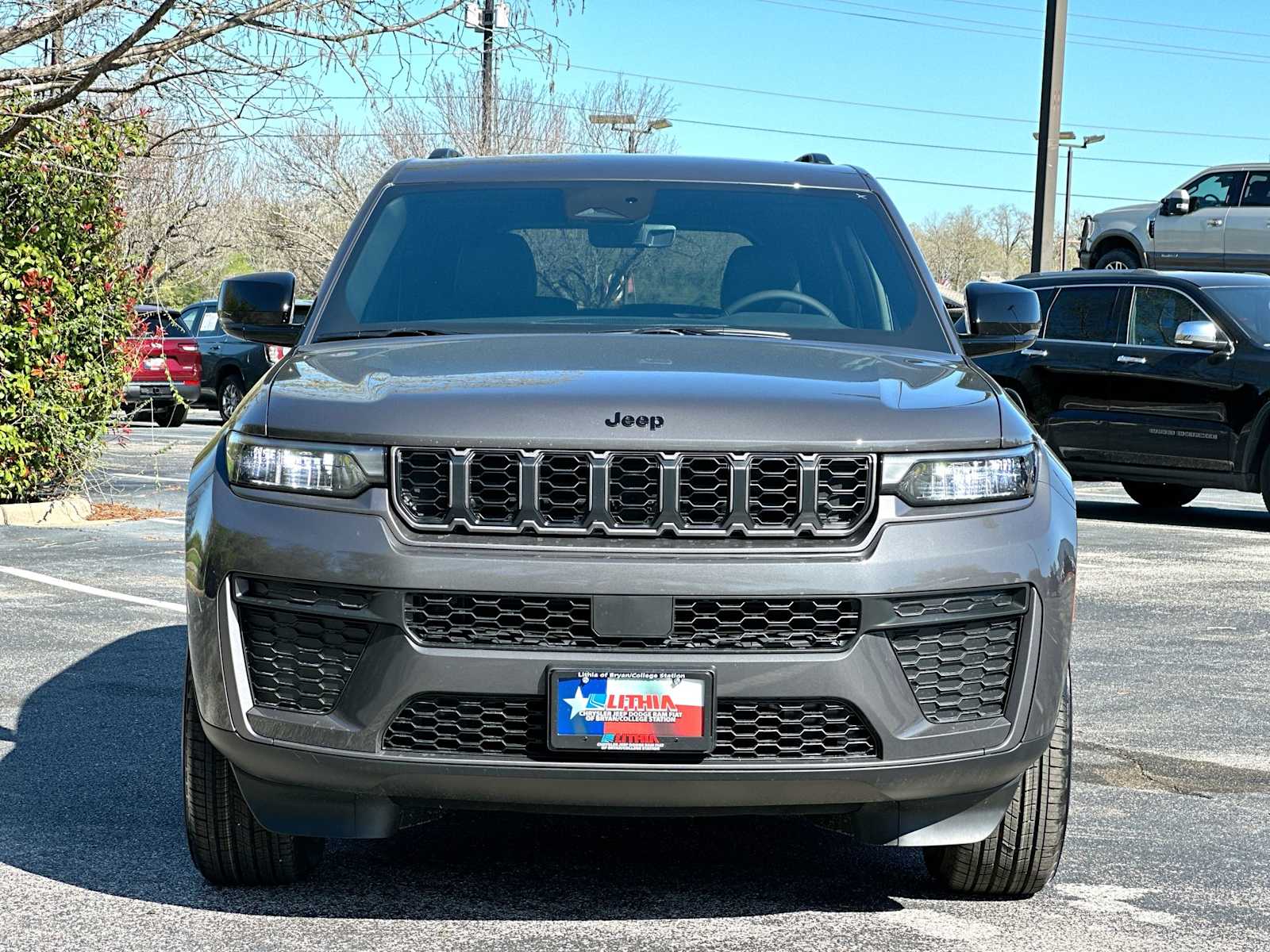 Thumbnail: 2026 Jeep Grand Cherokee - 10