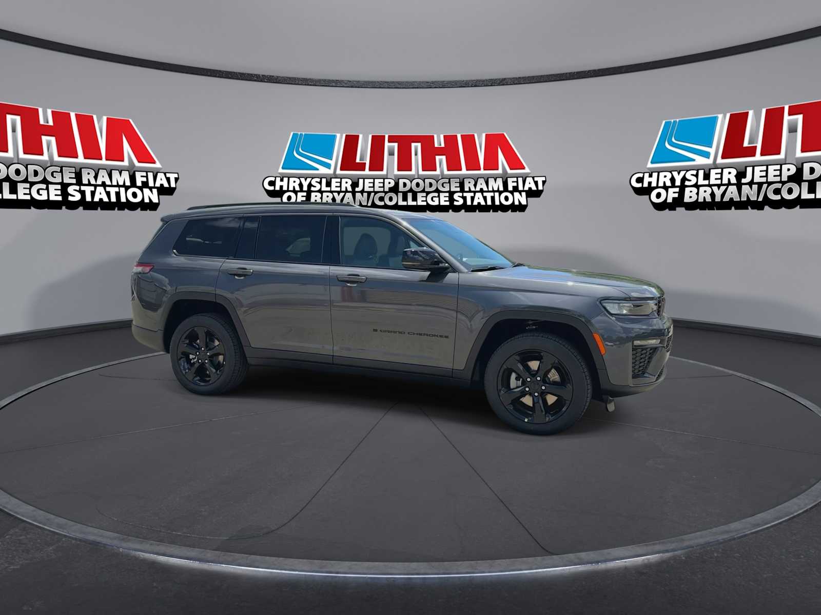Thumbnail: 2026 Jeep Grand Cherokee - 9