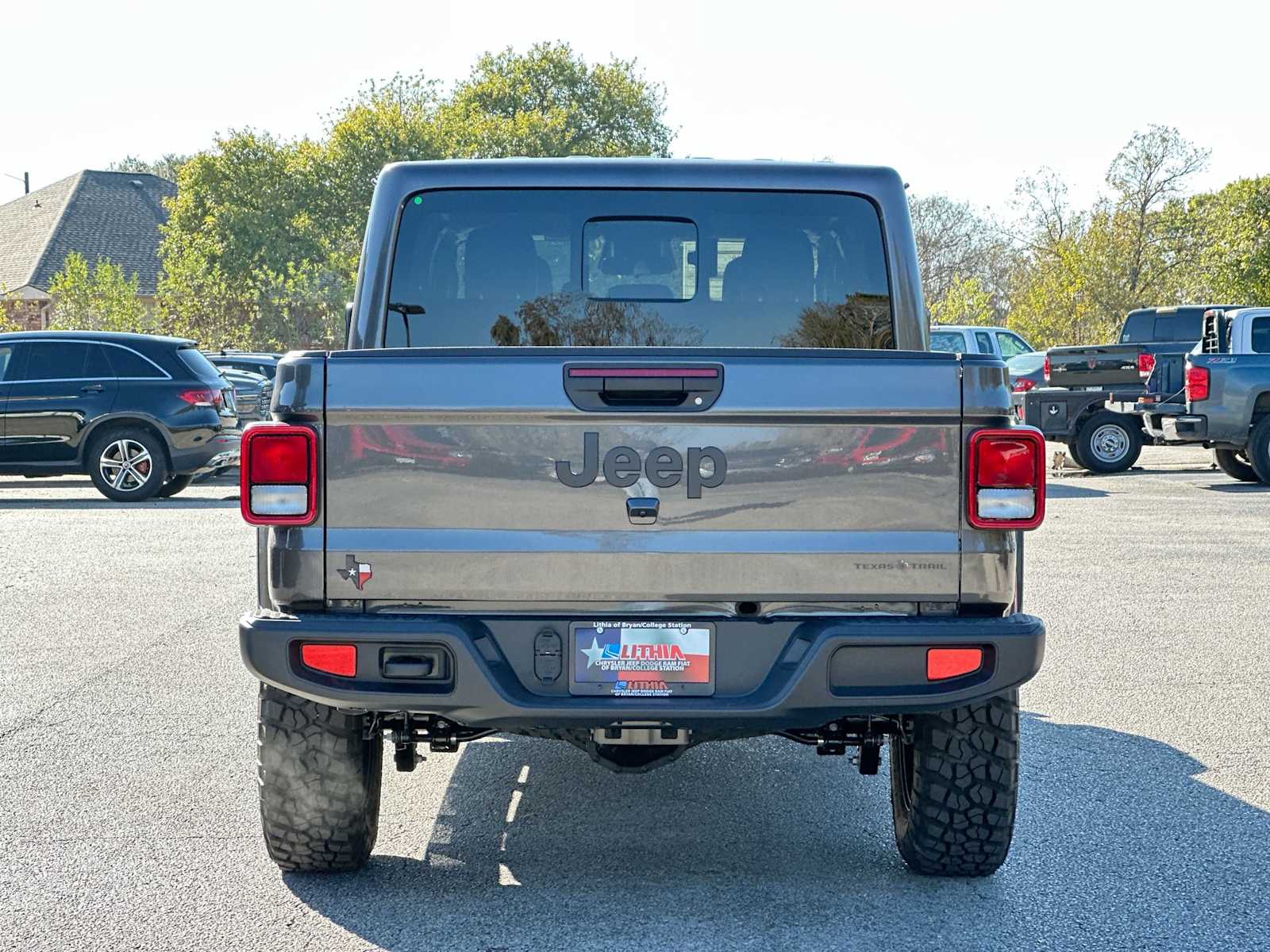 Thumbnail: 2026 Jeep Gladiator - 14