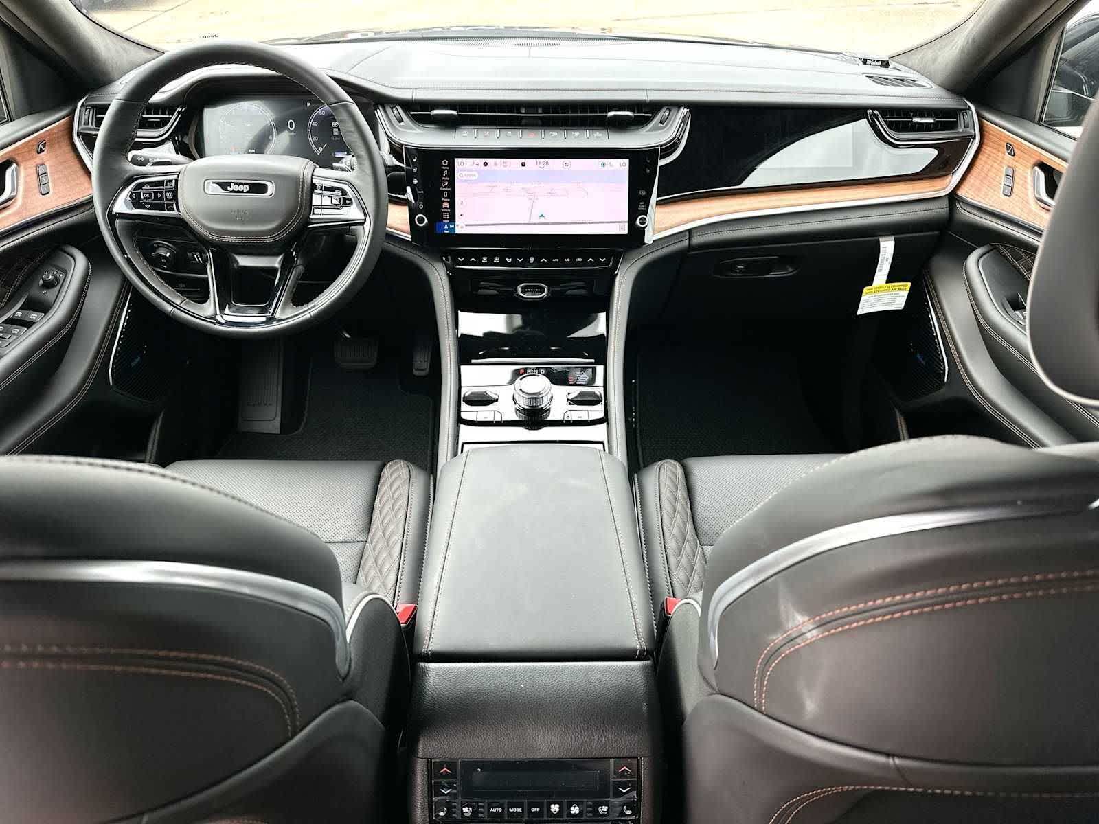 Thumbnail: 2026 Jeep Grand Cherokee - 25