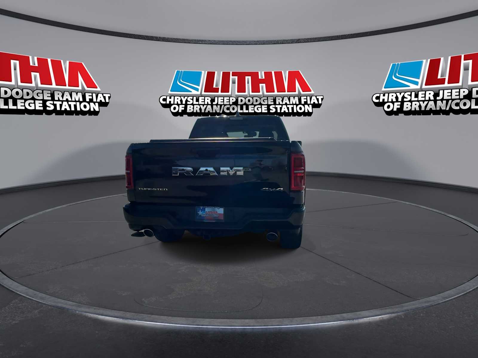 Thumbnail: 2026 RAM 1500 - 7