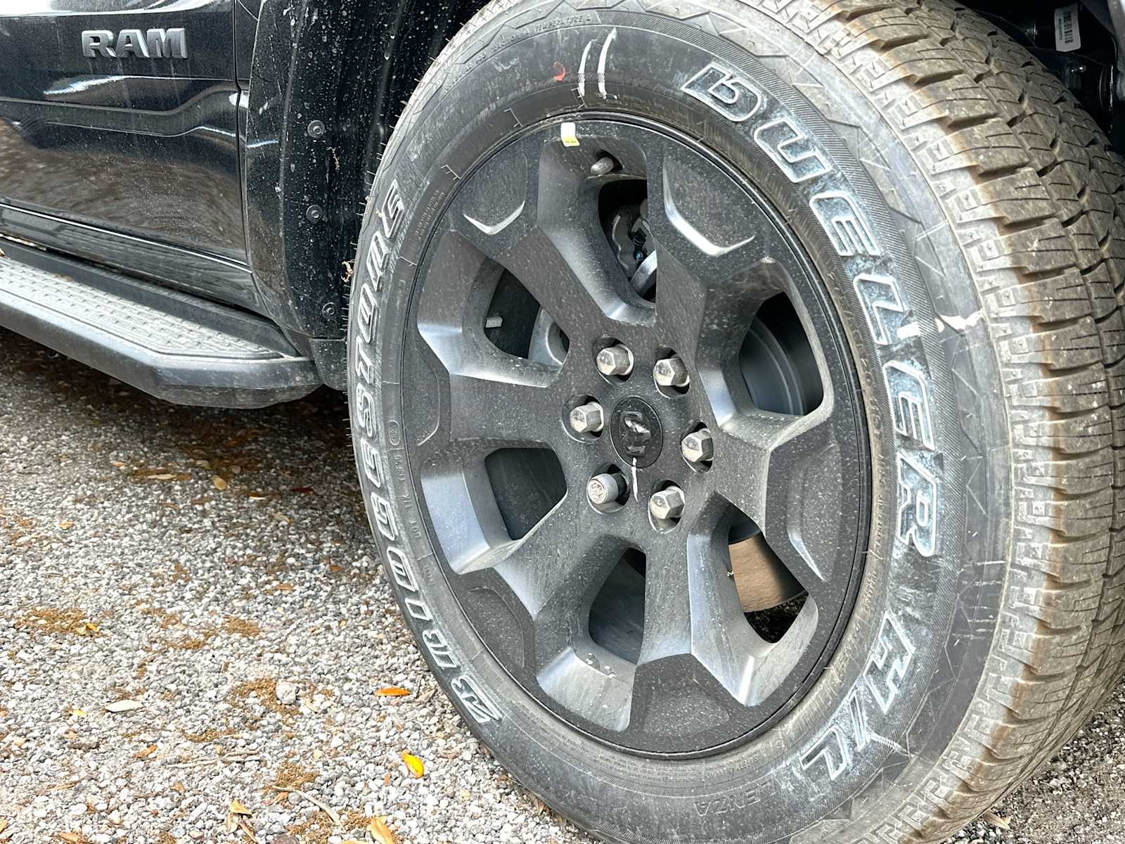 Thumbnail: 2026 RAM 1500 - 5