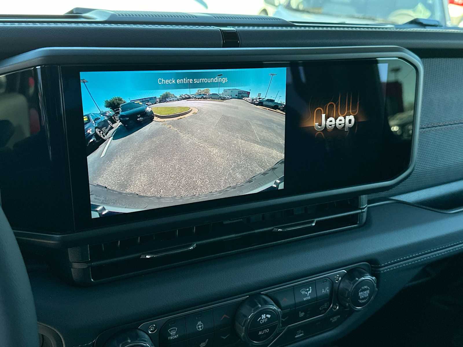 Thumbnail: 2026 Jeep Wrangler - 20