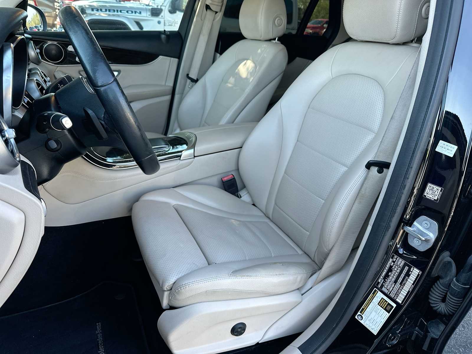 Thumbnail: 2020 Mercedes-Benz GLC - 17