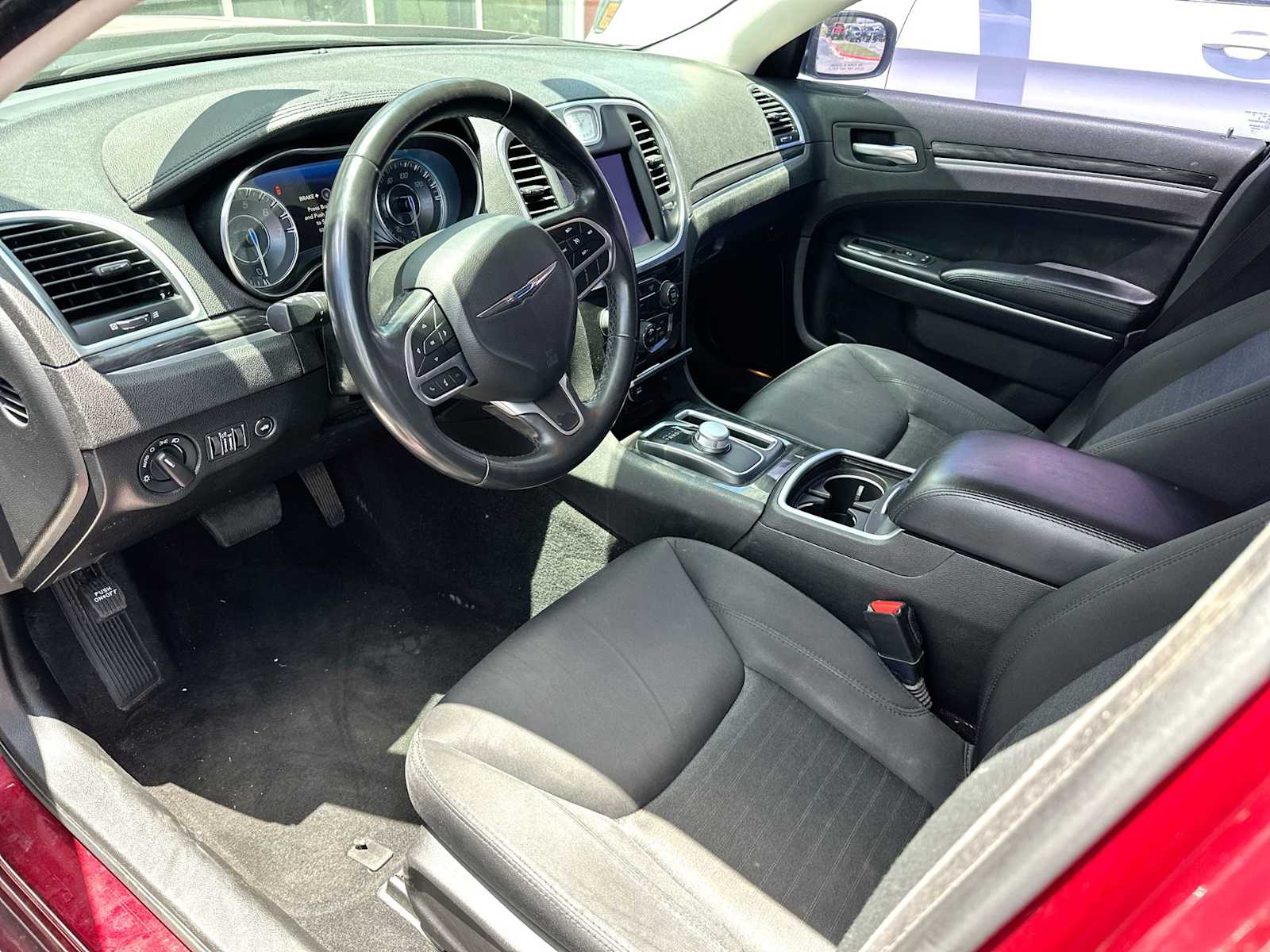 Thumbnail: 2021 Chrysler 300 - 4