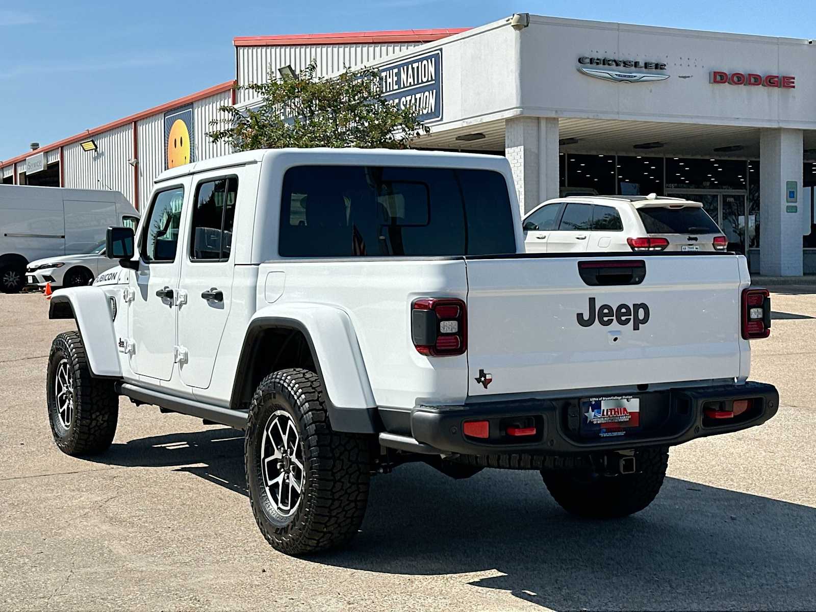 Thumbnail: 2025 Jeep Gladiator - 13