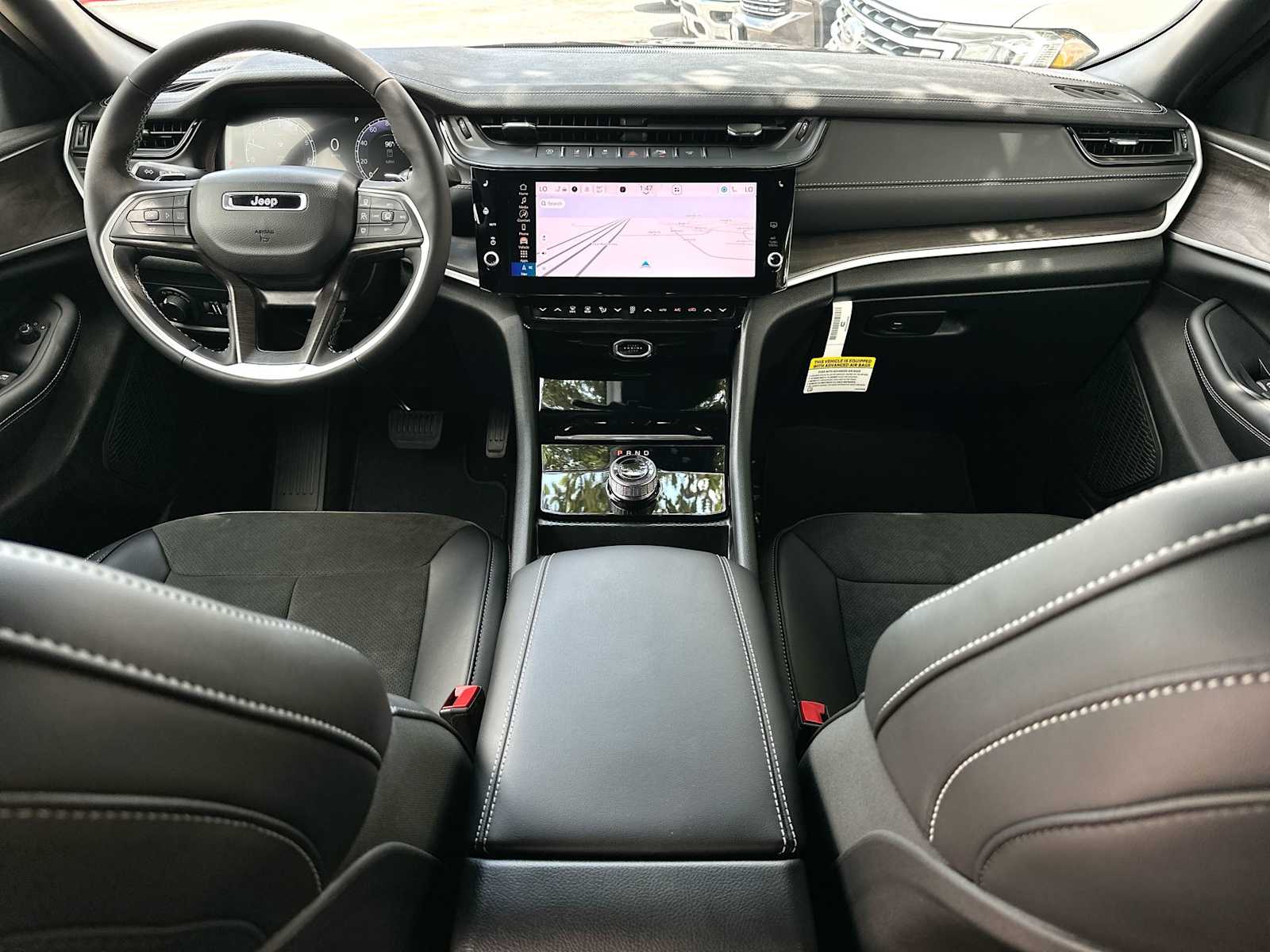 Thumbnail: 2026 Jeep Grand Cherokee - 25
