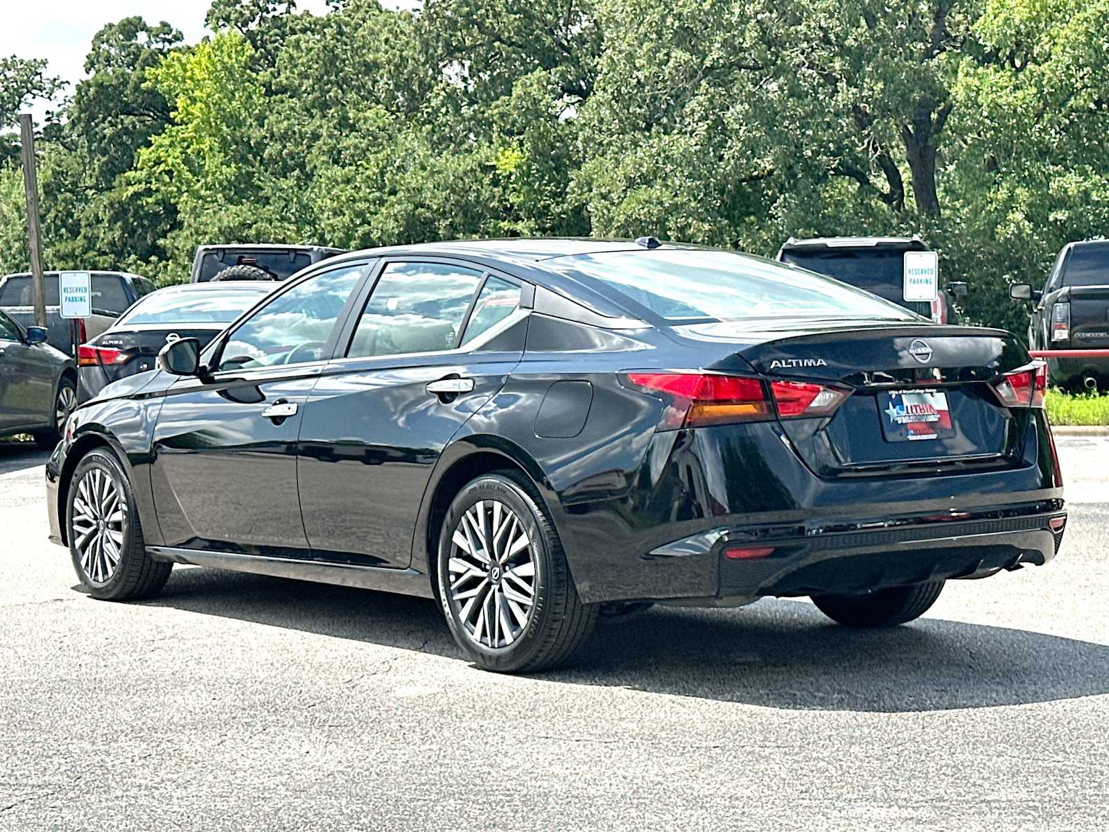 Thumbnail: 2025 Nissan Altima - 13