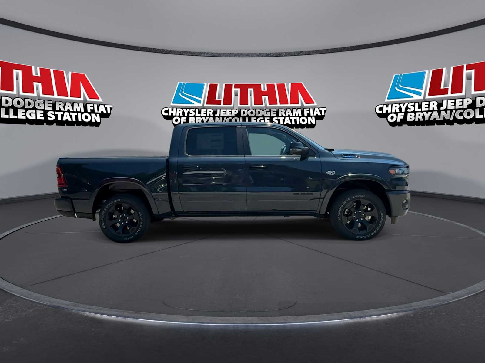 Thumbnail: 2026 RAM 1500 - 9