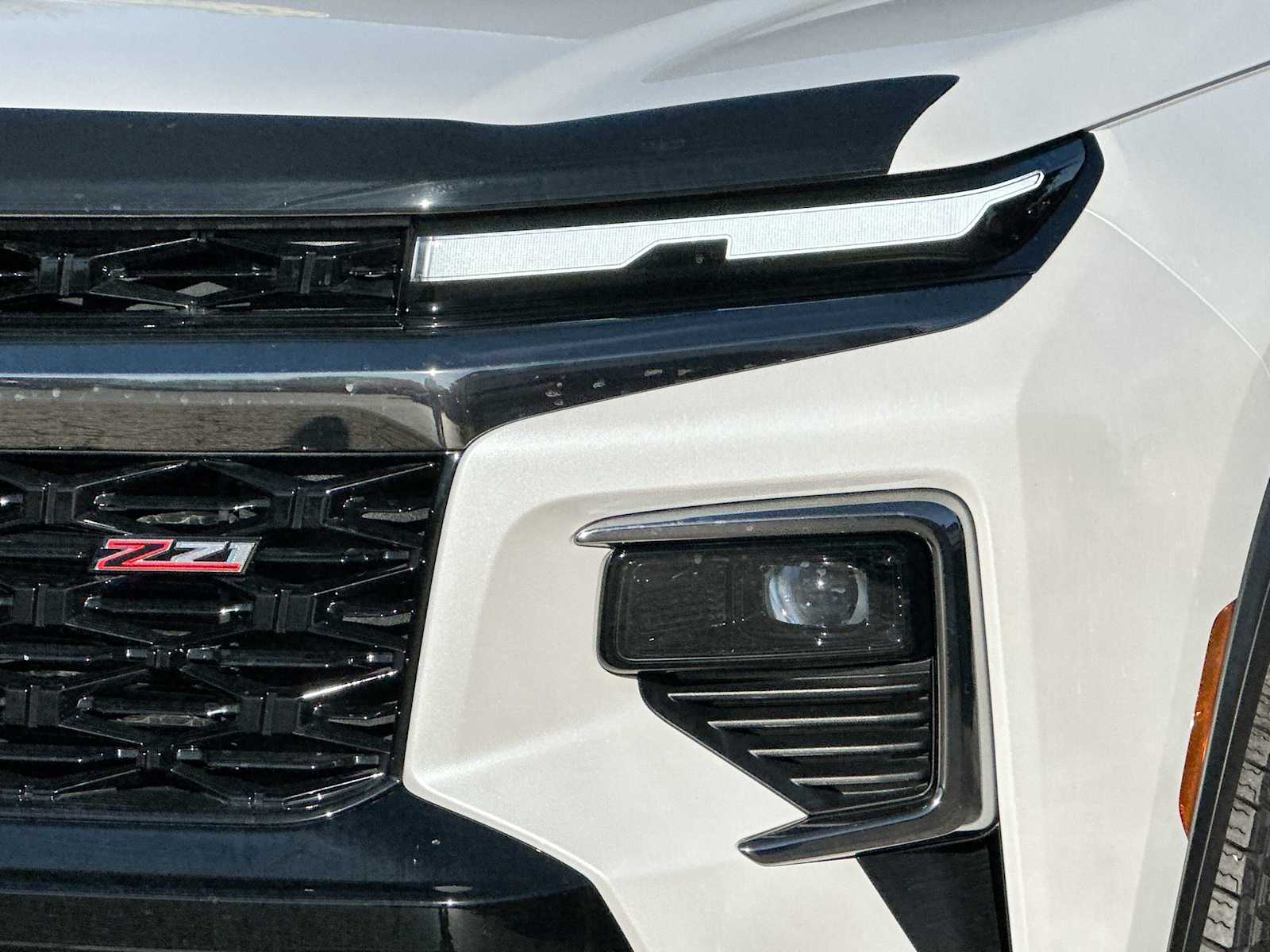 Thumbnail: 2025 Chevrolet Traverse - 16