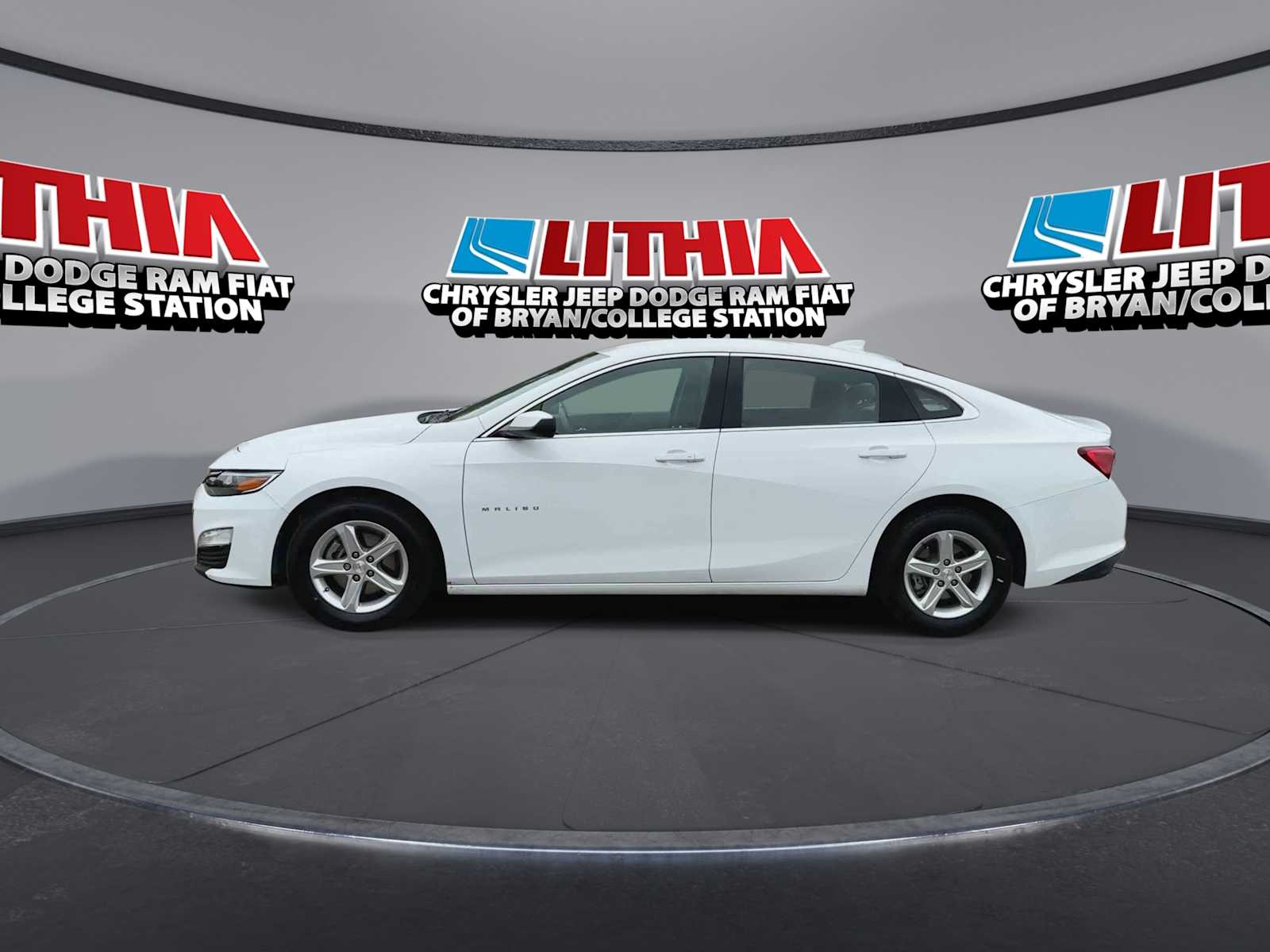 Thumbnail: 2024 Chevrolet Malibu - 5