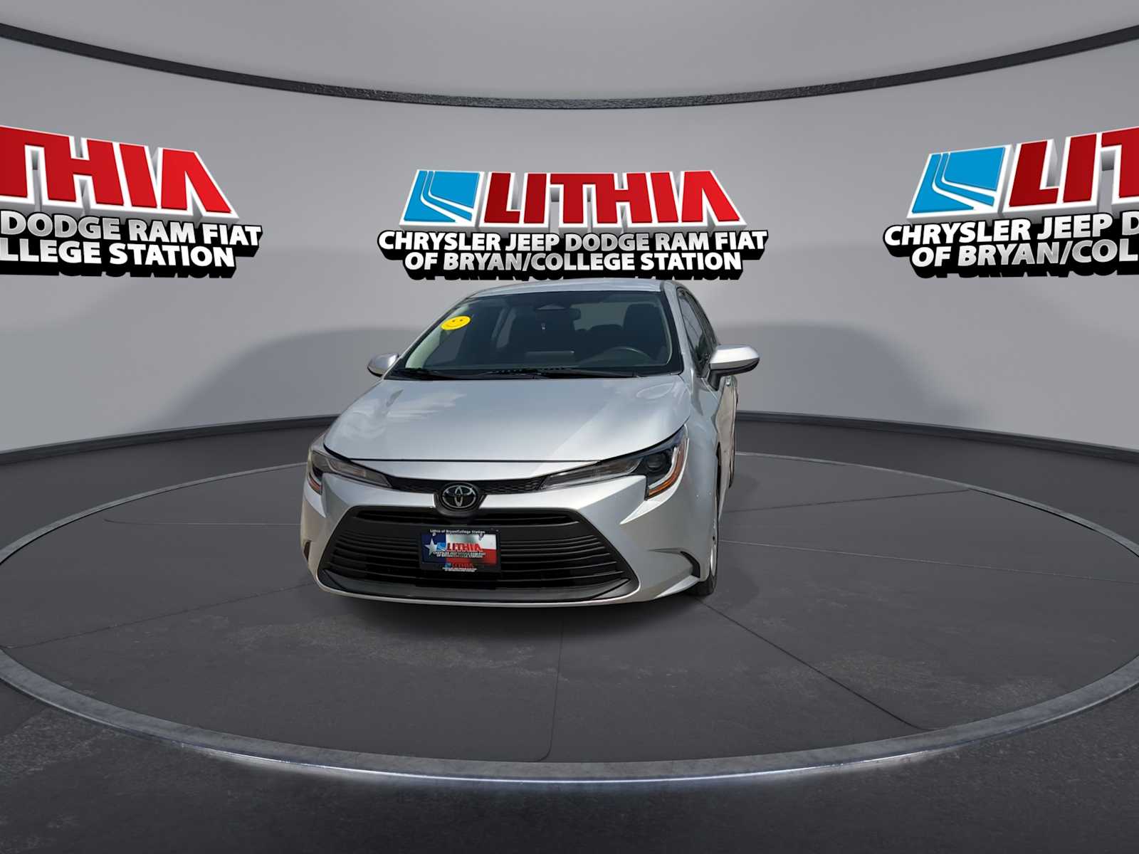 Thumbnail: 2024 Toyota Corolla - 3