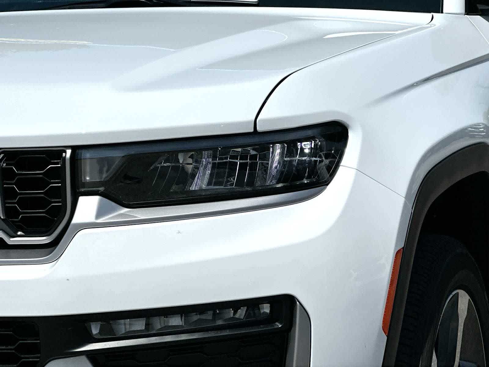 Thumbnail: 2026 Jeep Grand Cherokee - 16