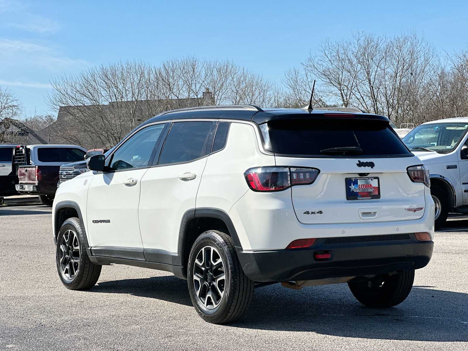 Thumbnail: 2021 Jeep Compass - 13