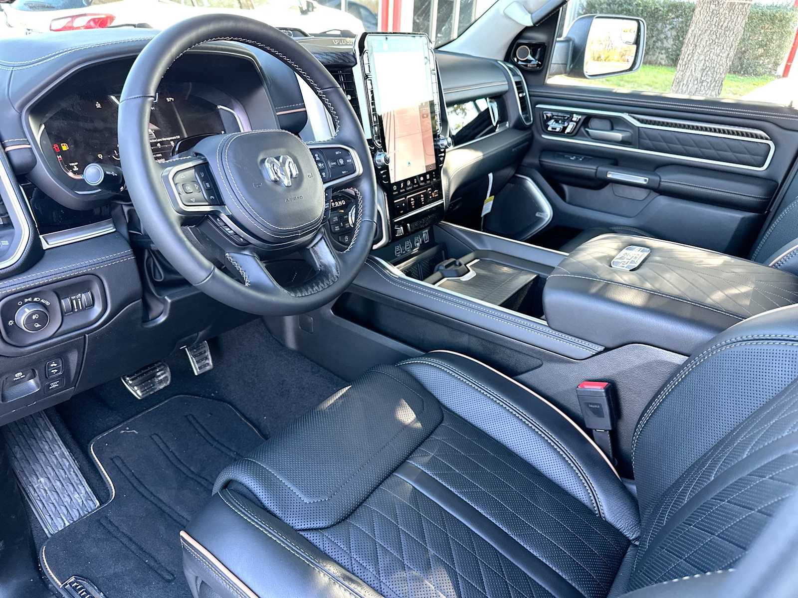 Thumbnail: 2026 RAM 1500 - 18