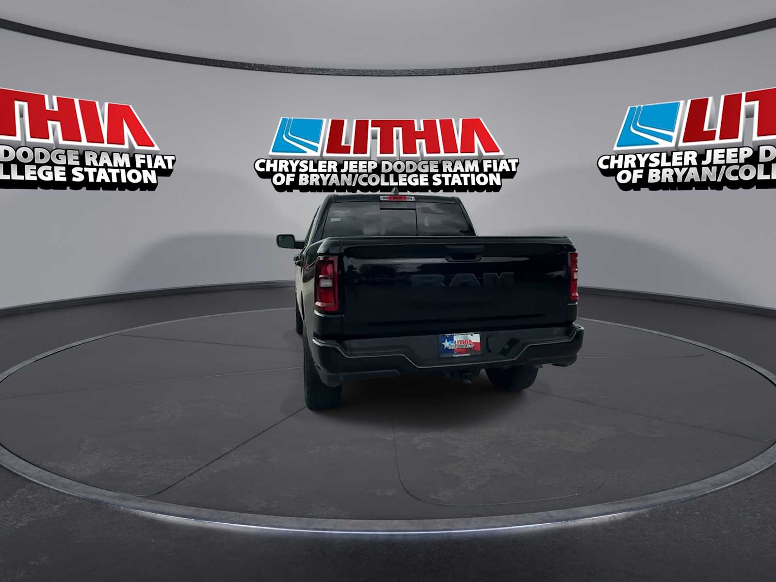 Thumbnail: 2025 RAM 1500 - 6