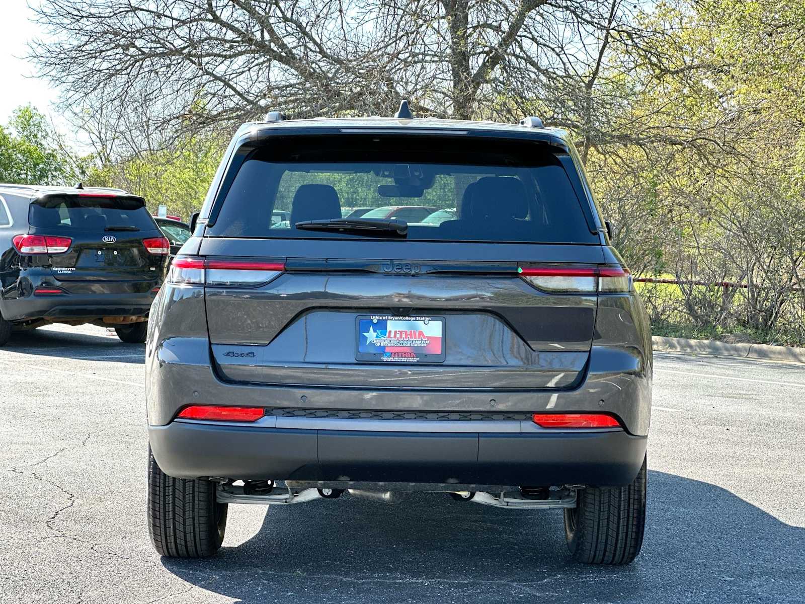 Thumbnail: 2026 Jeep Grand Cherokee - 14