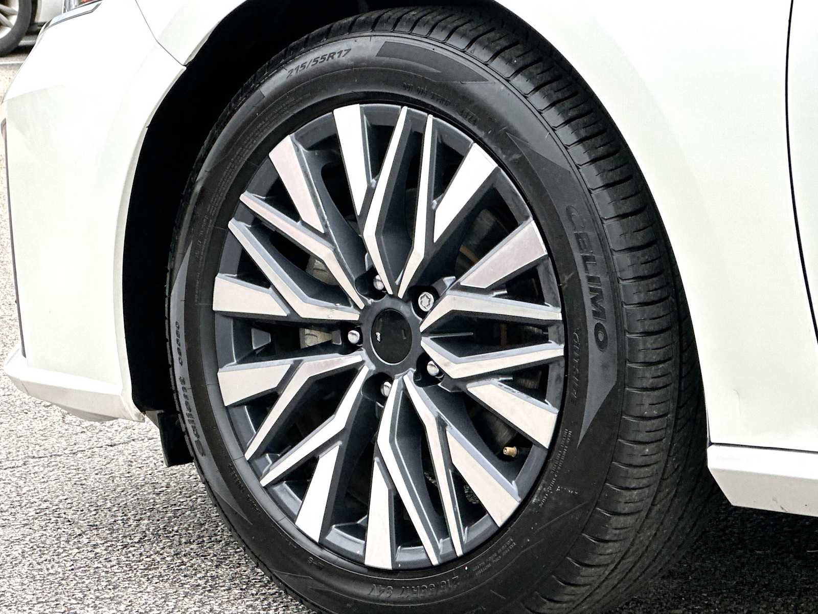 Thumbnail: 2023 Nissan Altima - 11