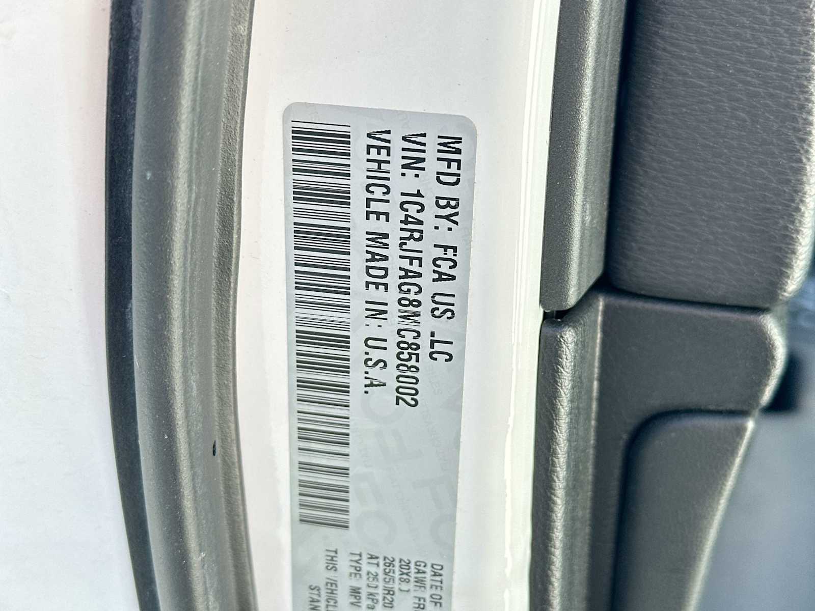 Thumbnail: 2021 Jeep Grand Cherokee - 22