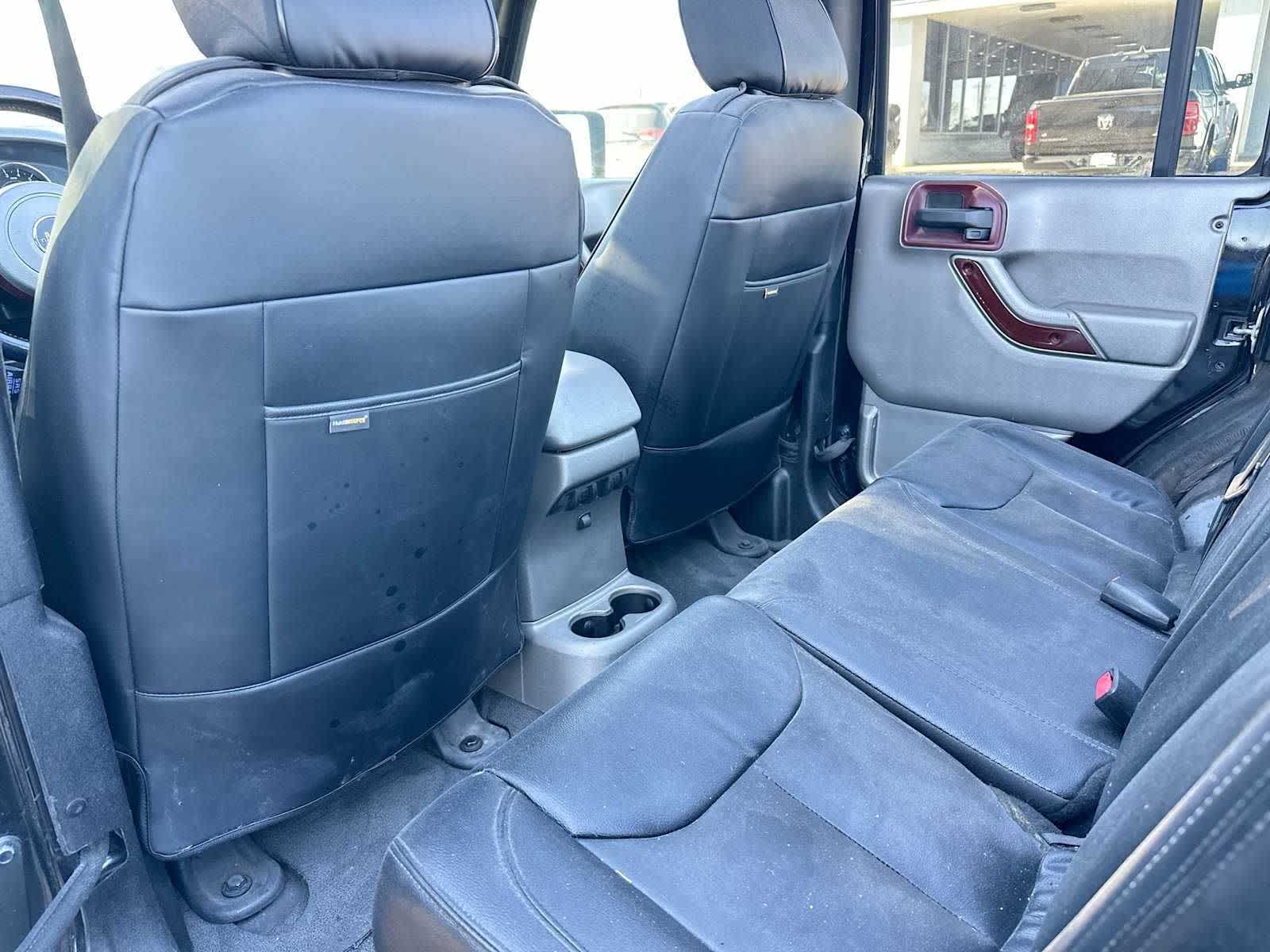 Thumbnail: 2016 Jeep Wrangler - 24