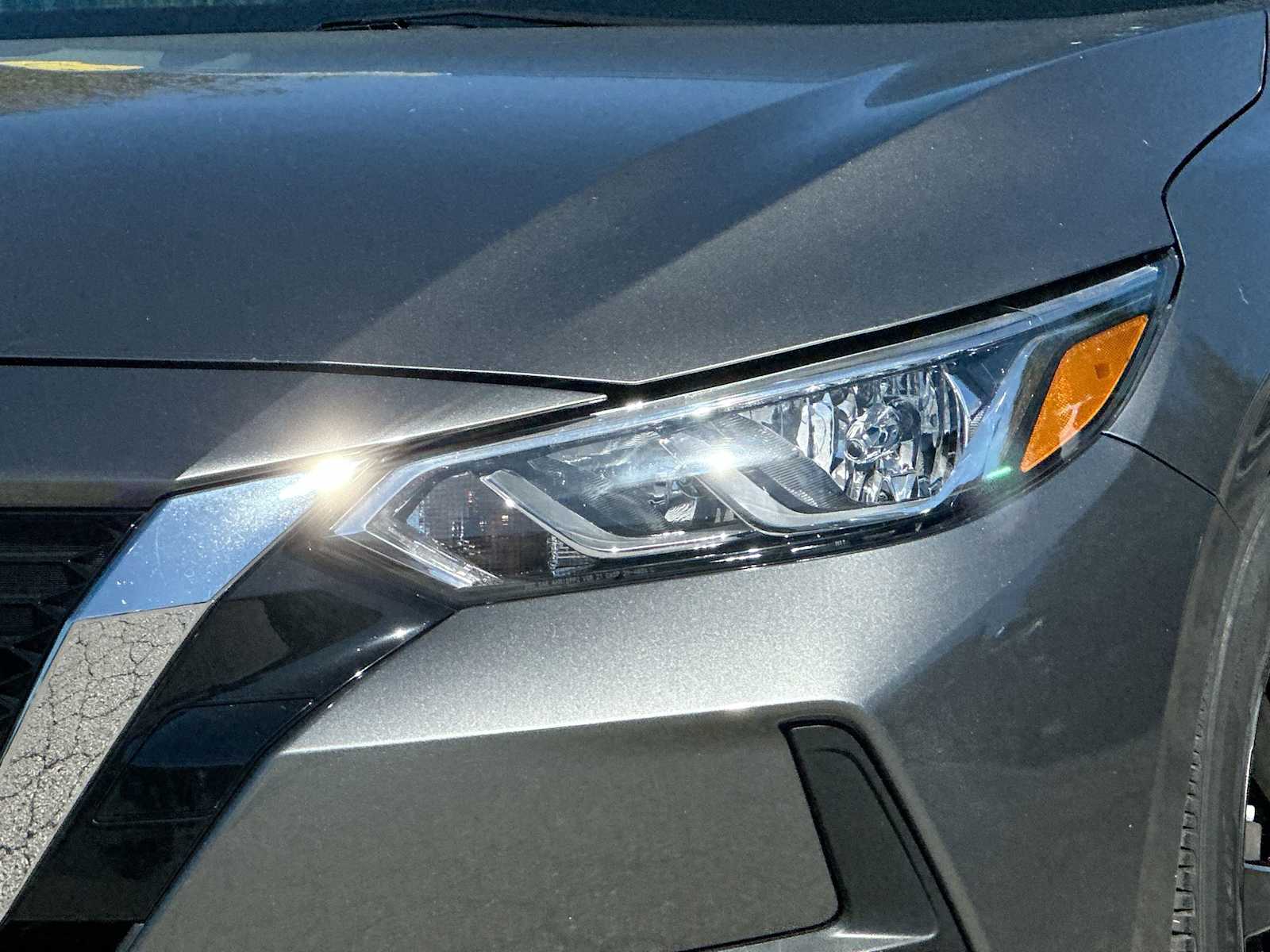 Thumbnail: 2021 Nissan Sentra - 16