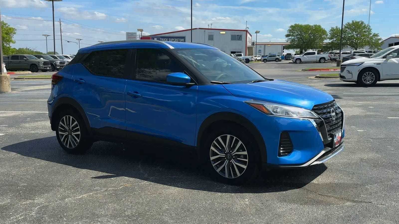 Thumbnail: 2024 Nissan Kicks - 2