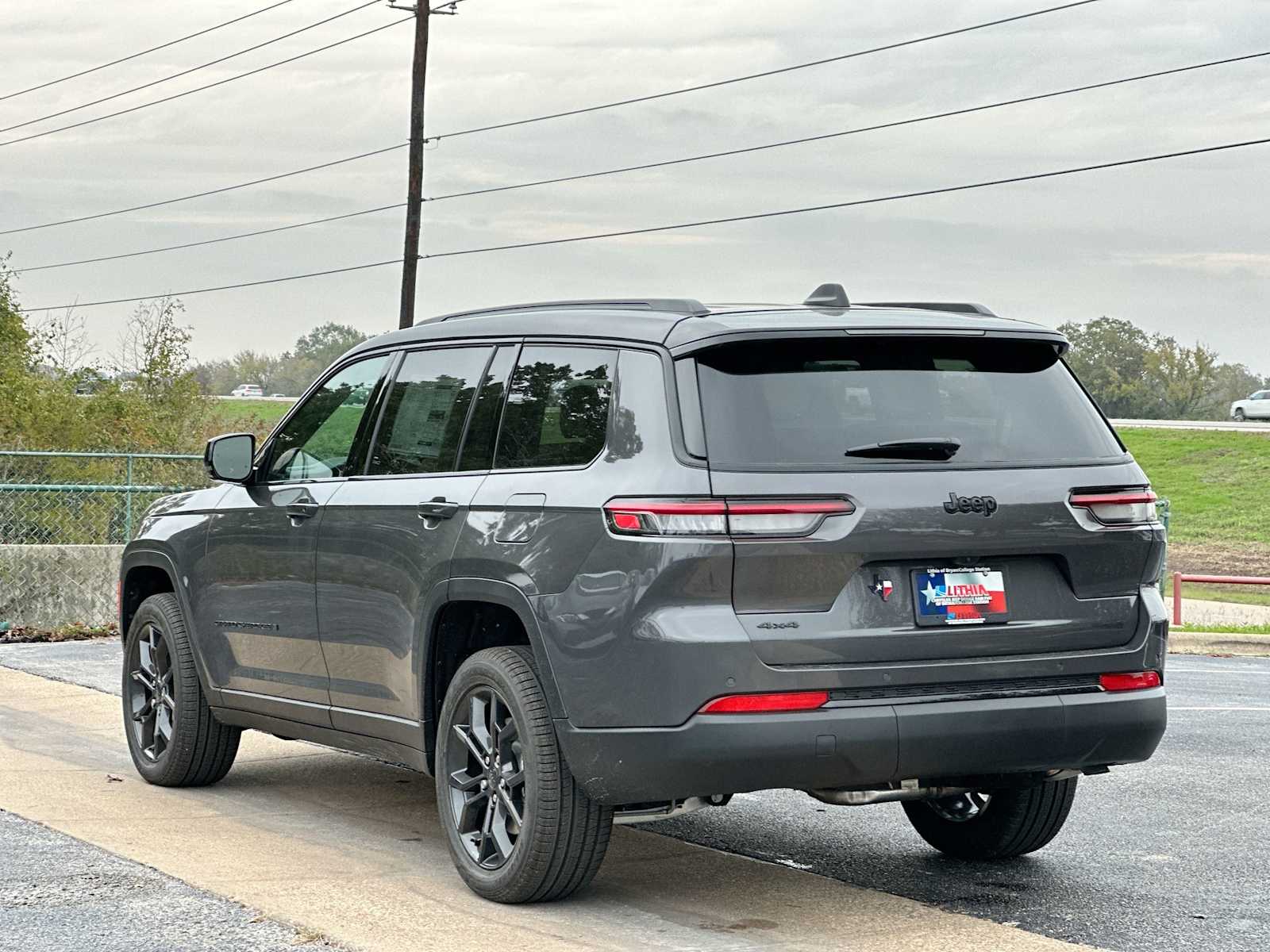 Thumbnail: 2025 Jeep Grand Cherokee - 13