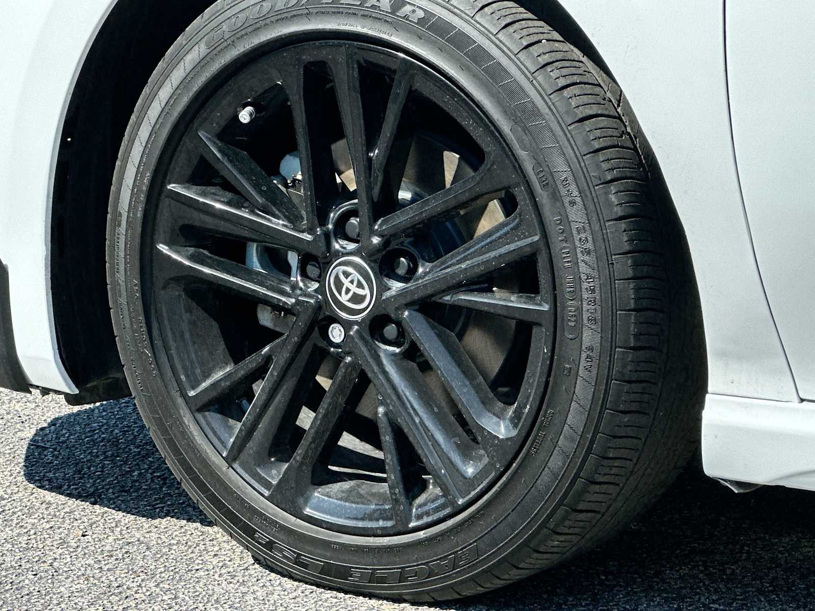 Thumbnail: 2025 Toyota Camry - 11