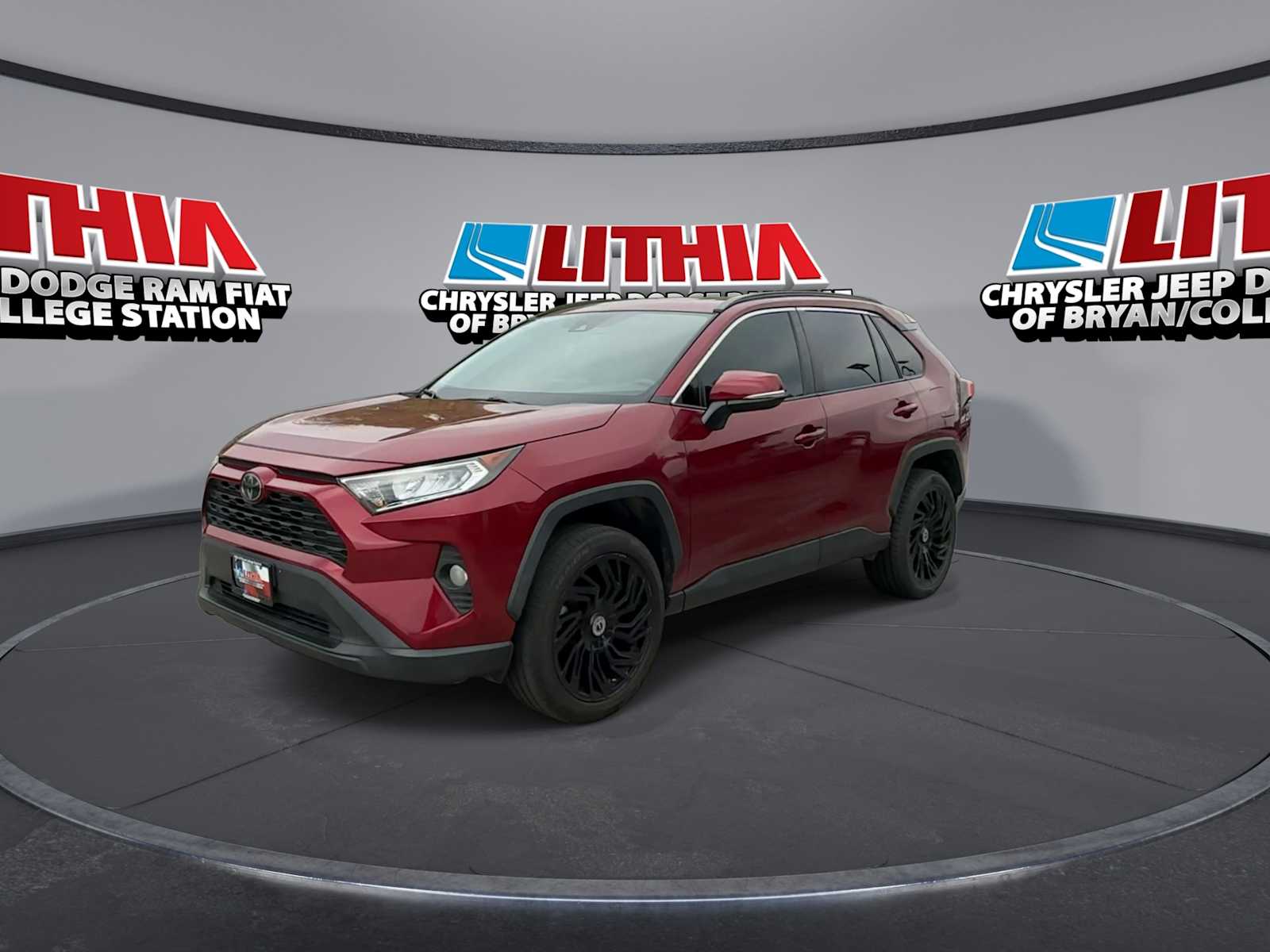 Thumbnail: 2020 Toyota RAV4 - 4
