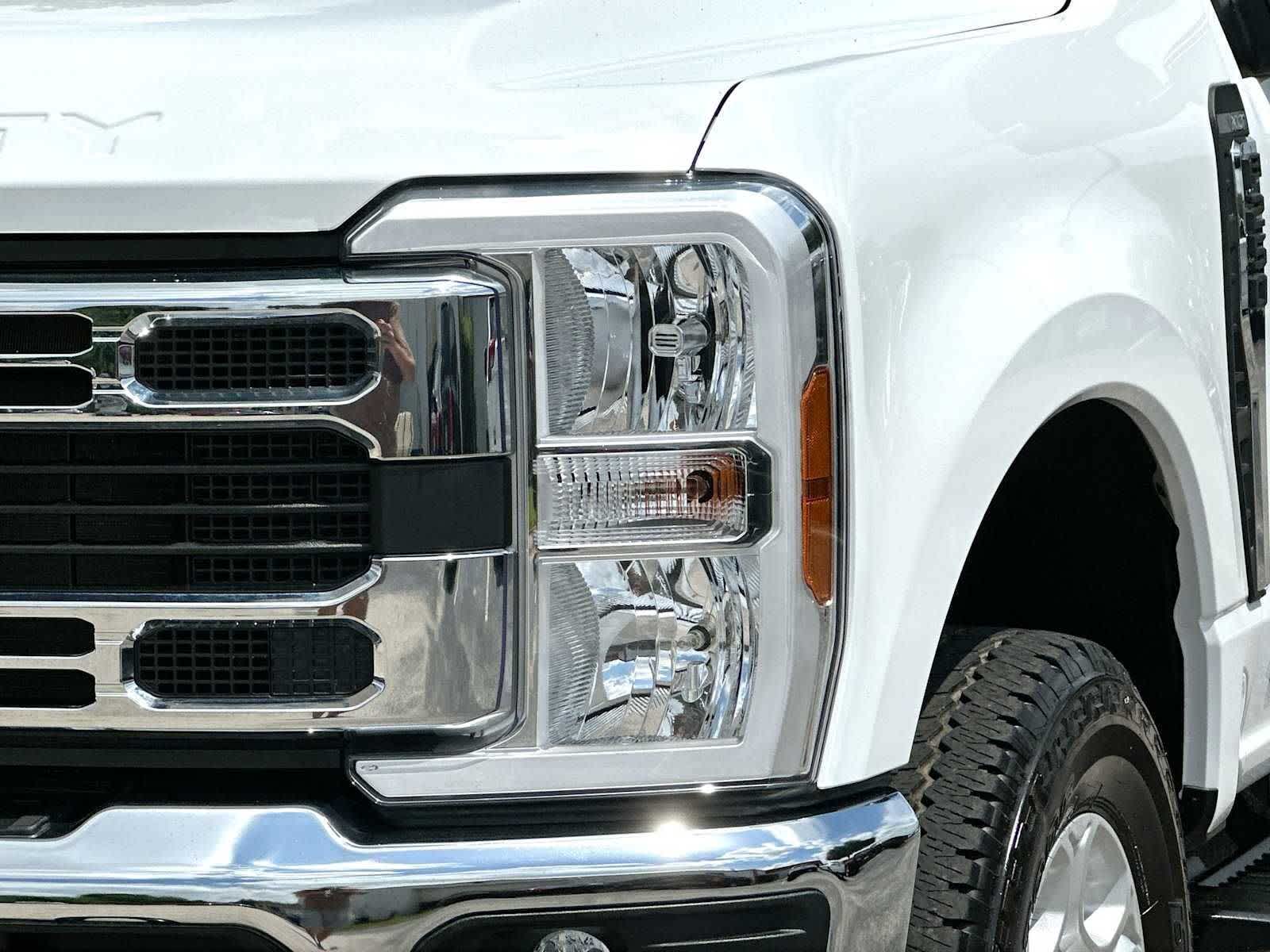 Thumbnail: 2025 Ford F-250 - 16