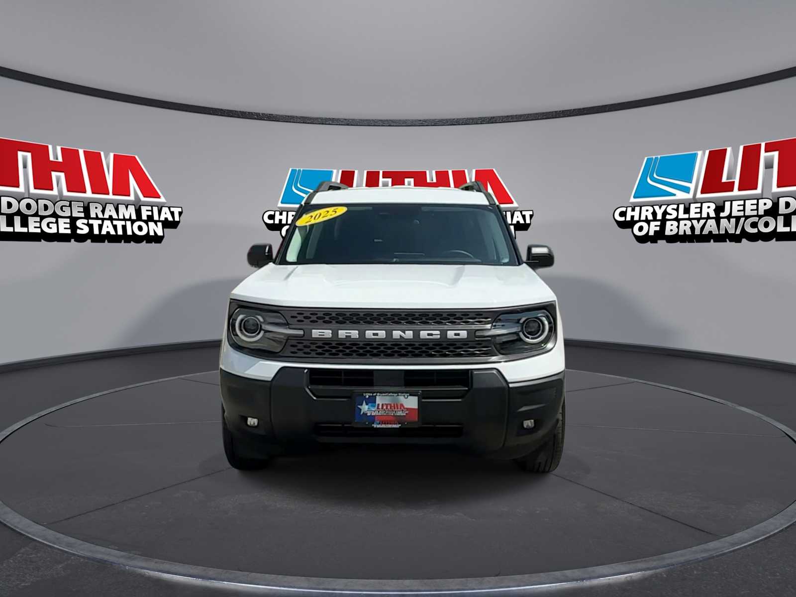 Thumbnail: 2025 Ford Bronco Sport - 3