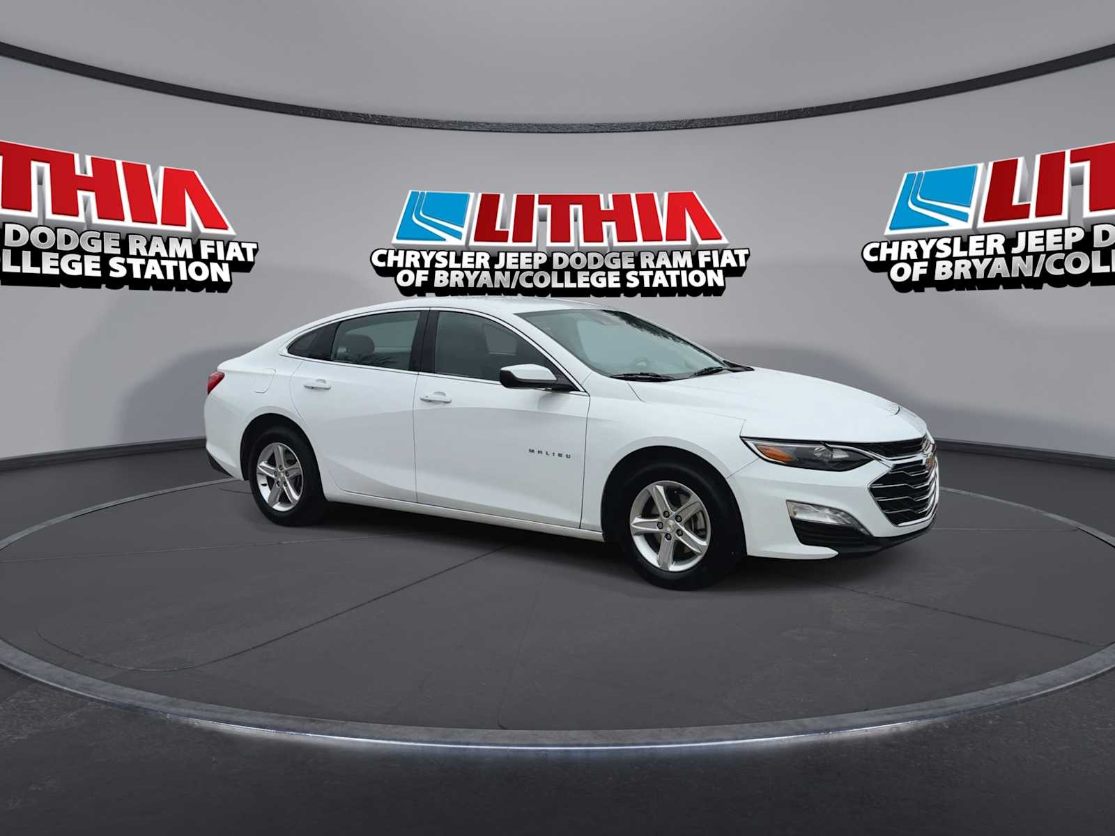 Thumbnail: 2024 Chevrolet Malibu - 2