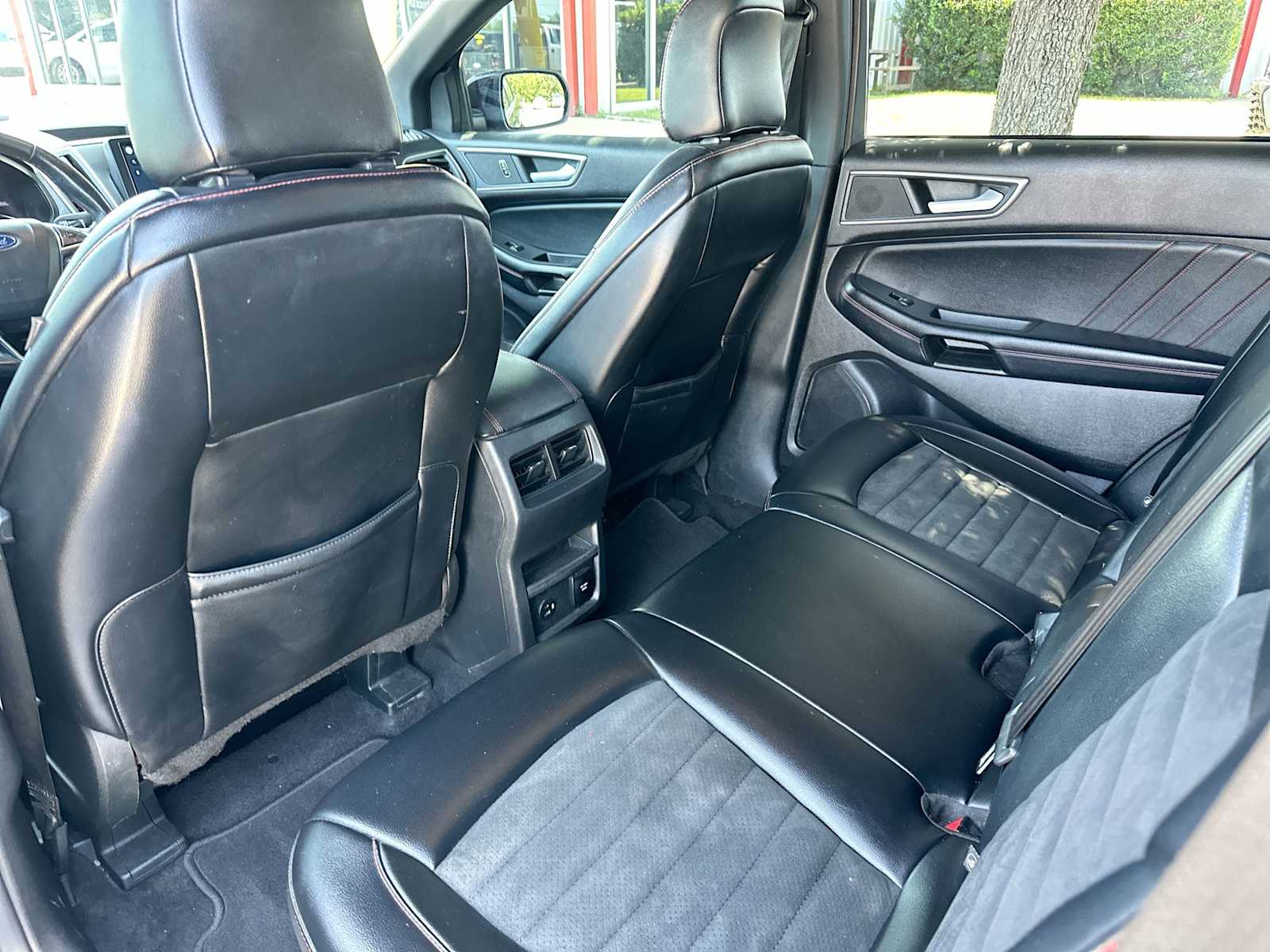 Thumbnail: 2022 Ford Edge - 24