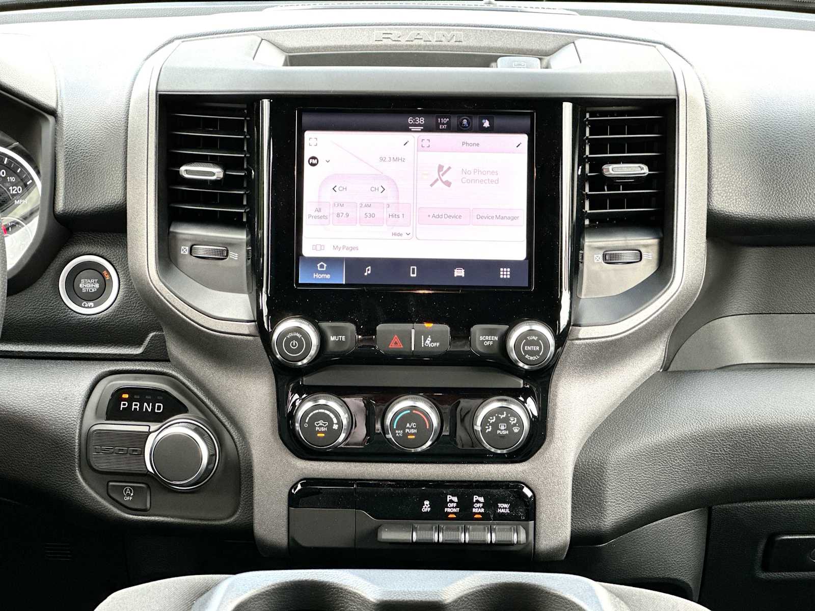 Thumbnail: 2026 RAM 1500 - 26