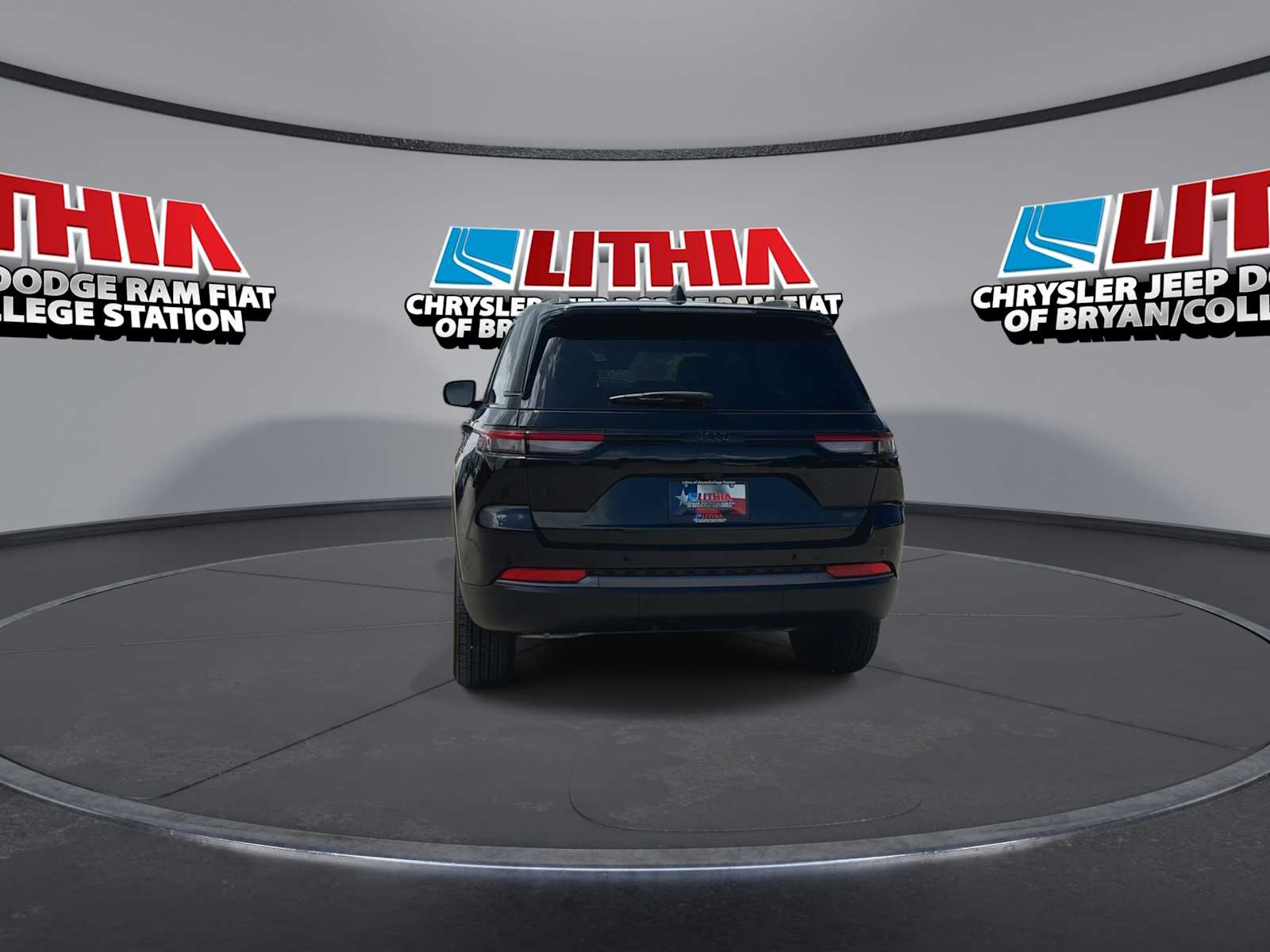 Thumbnail: 2026 Jeep Grand Cherokee - 7