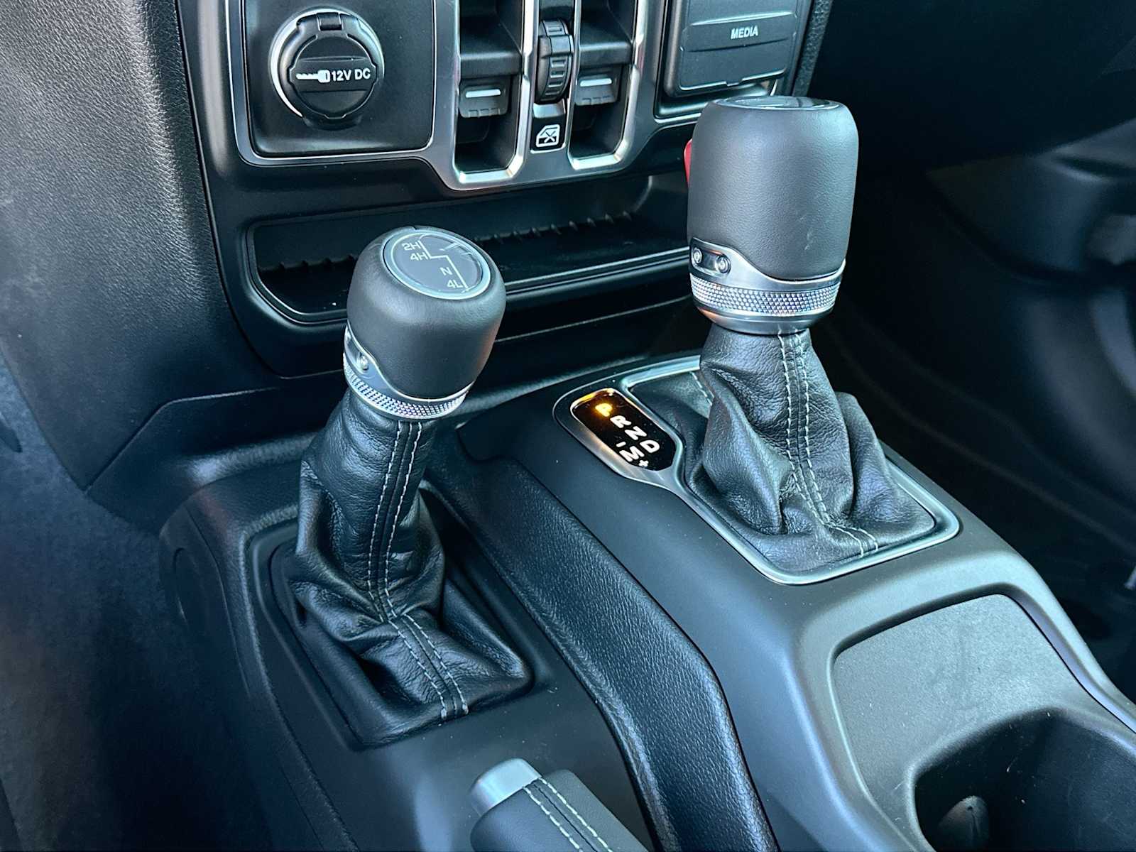 Thumbnail: 2026 Jeep Gladiator - 21