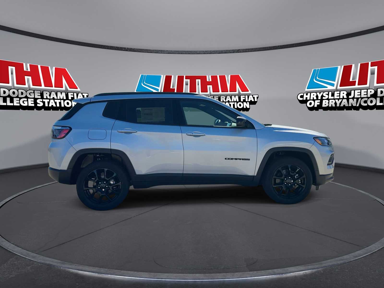 Thumbnail: 2026 Jeep Compass - 9